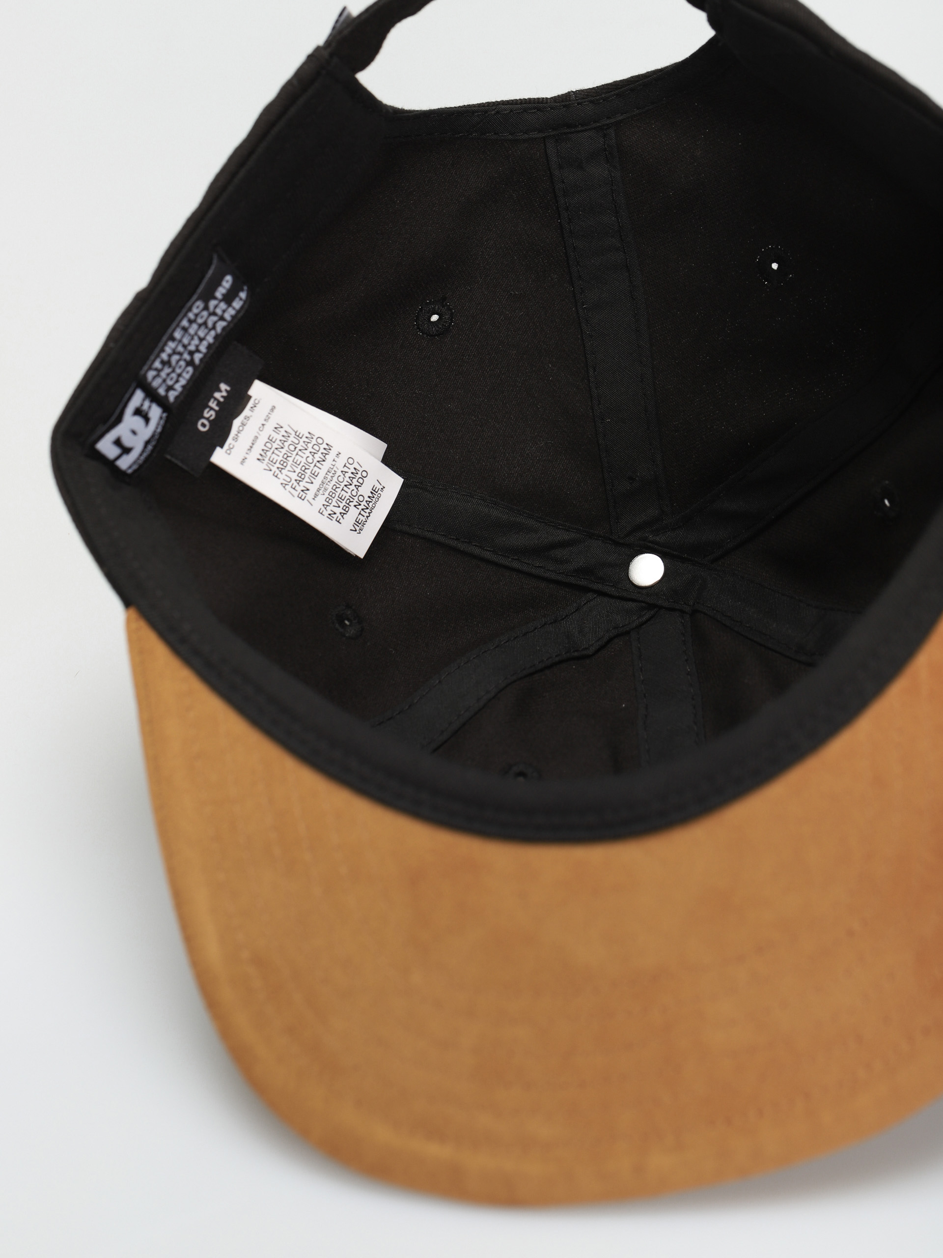 Czapka z daszkiem DC Courtside (black)