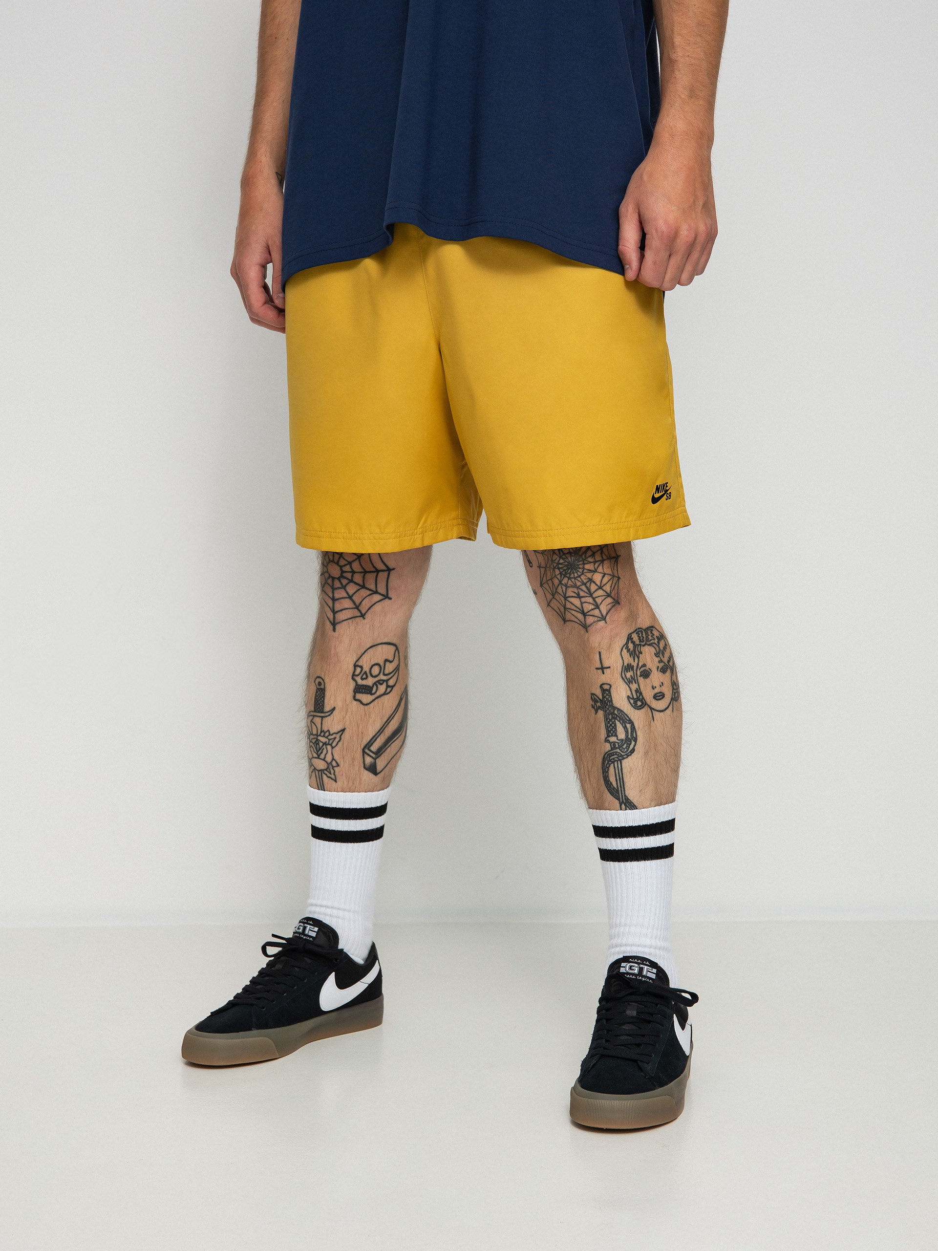Szorty Nike SB Nvlty Chino (sanded gold/black)