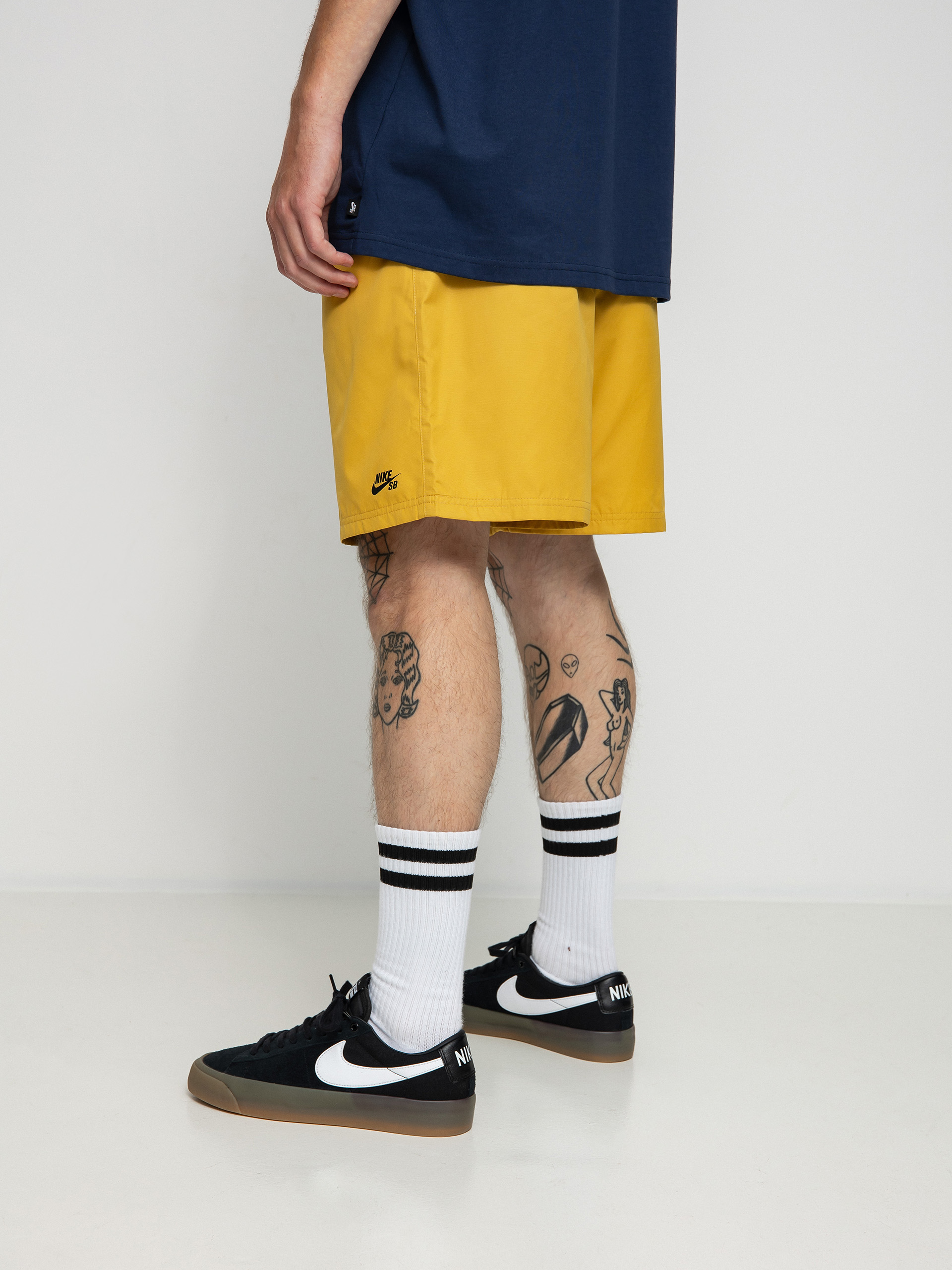 Szorty Nike SB Nvlty Chino (sanded gold/black)