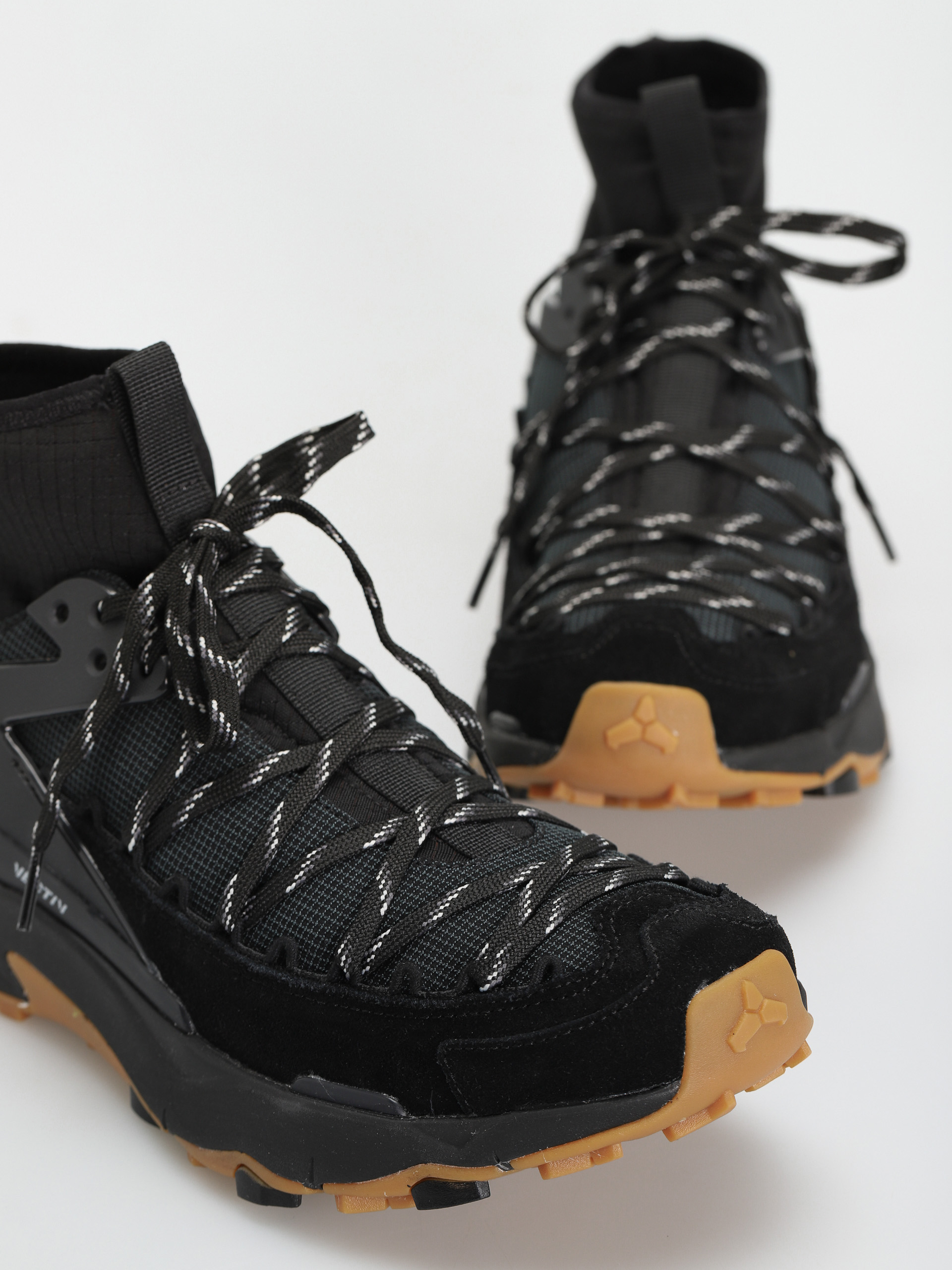 Buty The North Face Vectiv Taraval Peak (tnf black/asphalt grey)