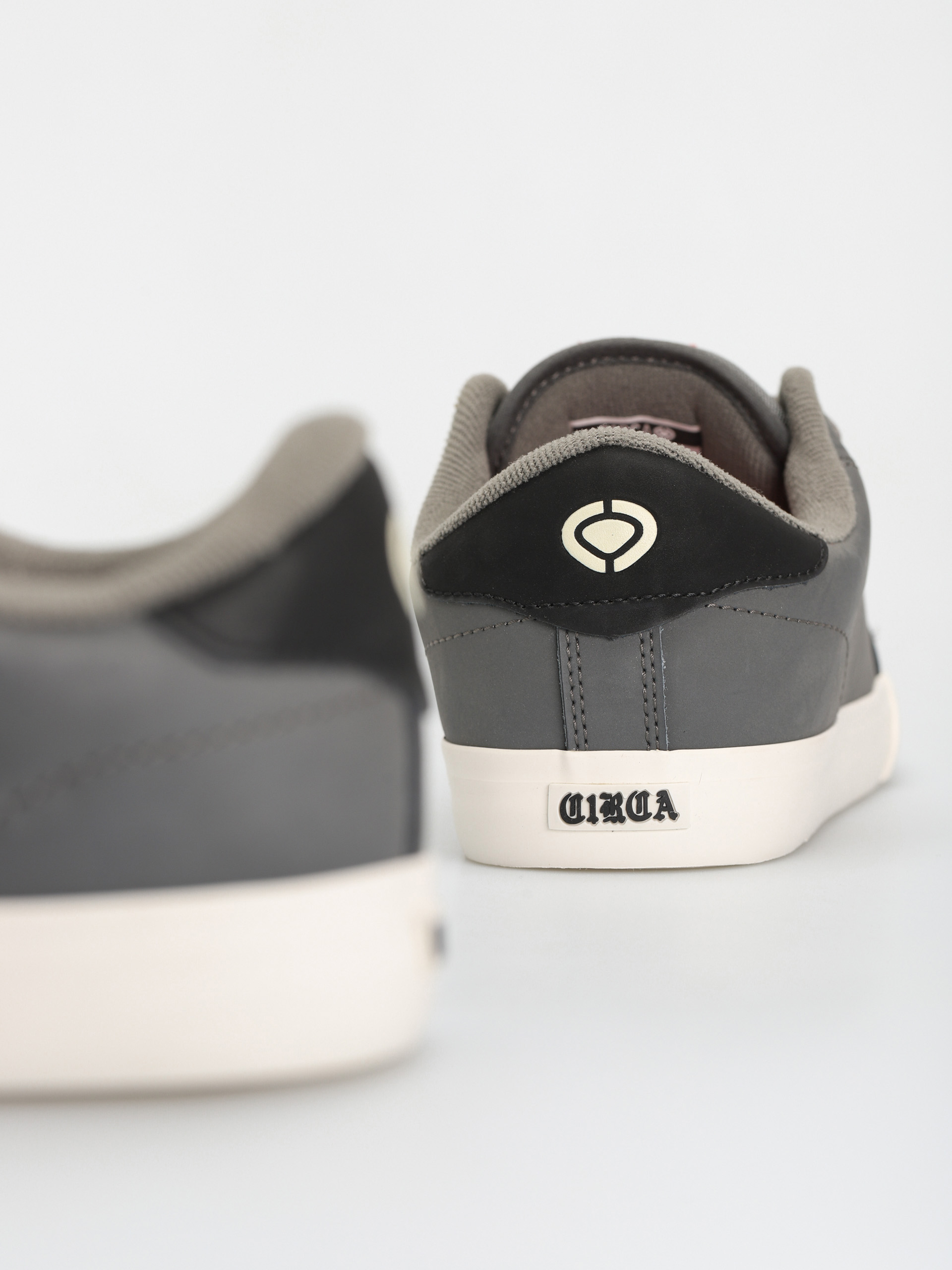 Buty Circa Al50 Pro (gunmetal/off white)