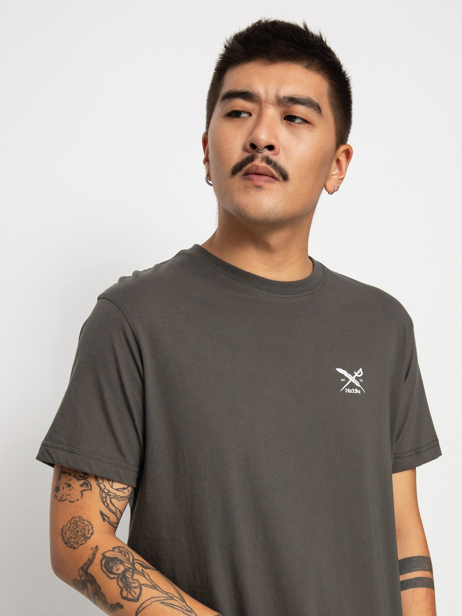 T-shirt Iriedaily Chestflag (night olive)