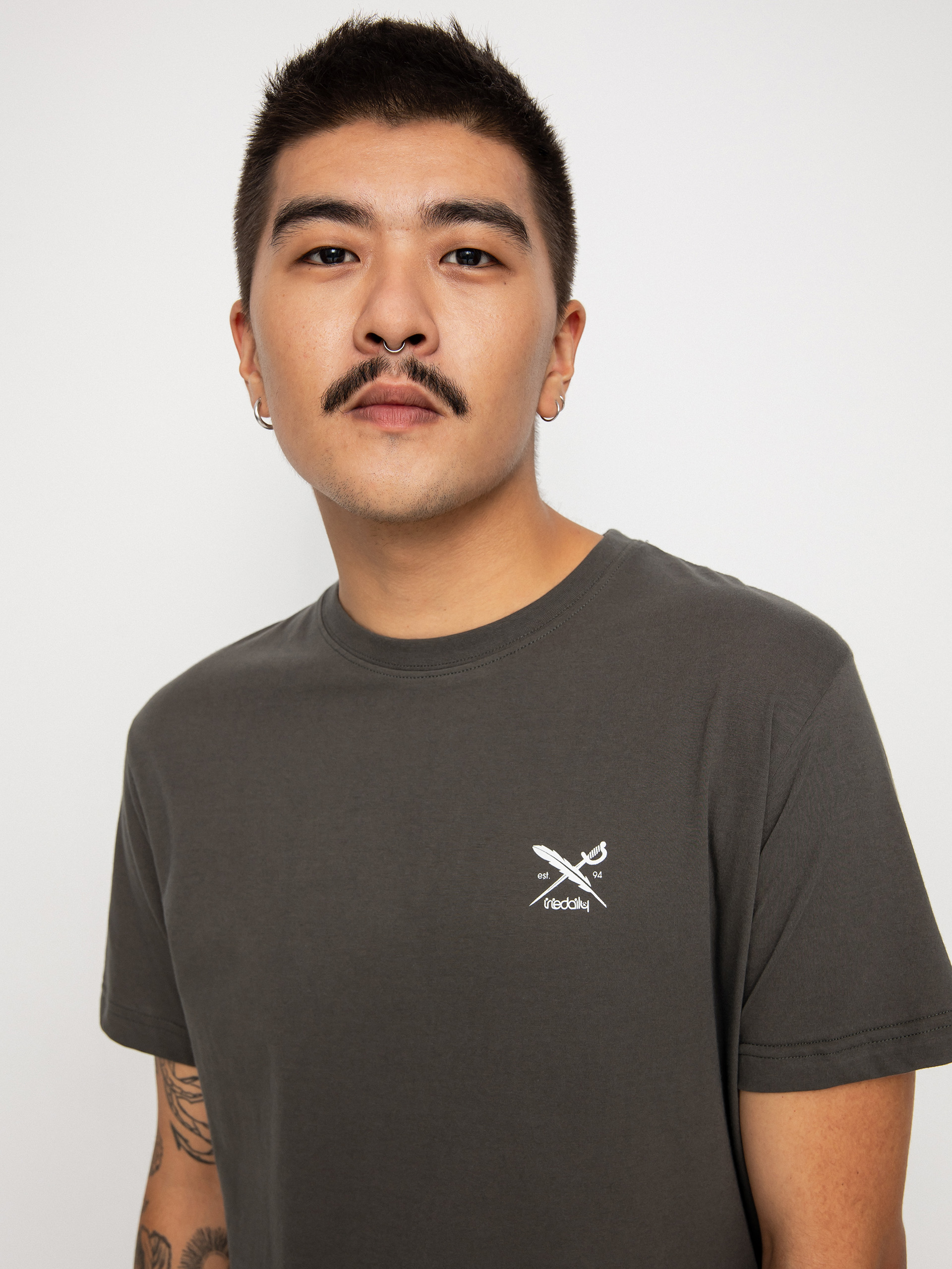 T-shirt Iriedaily Chestflag (night olive)