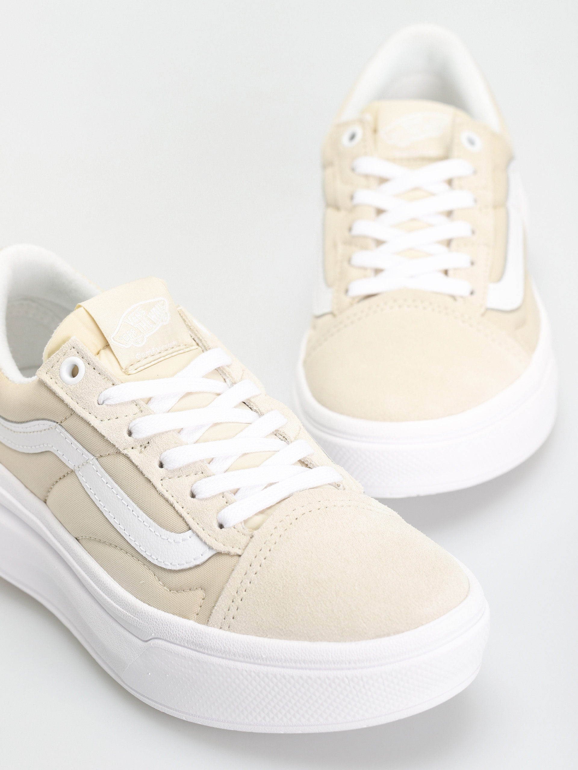 Buty Vans Old Skool Overt CC (sand/white)