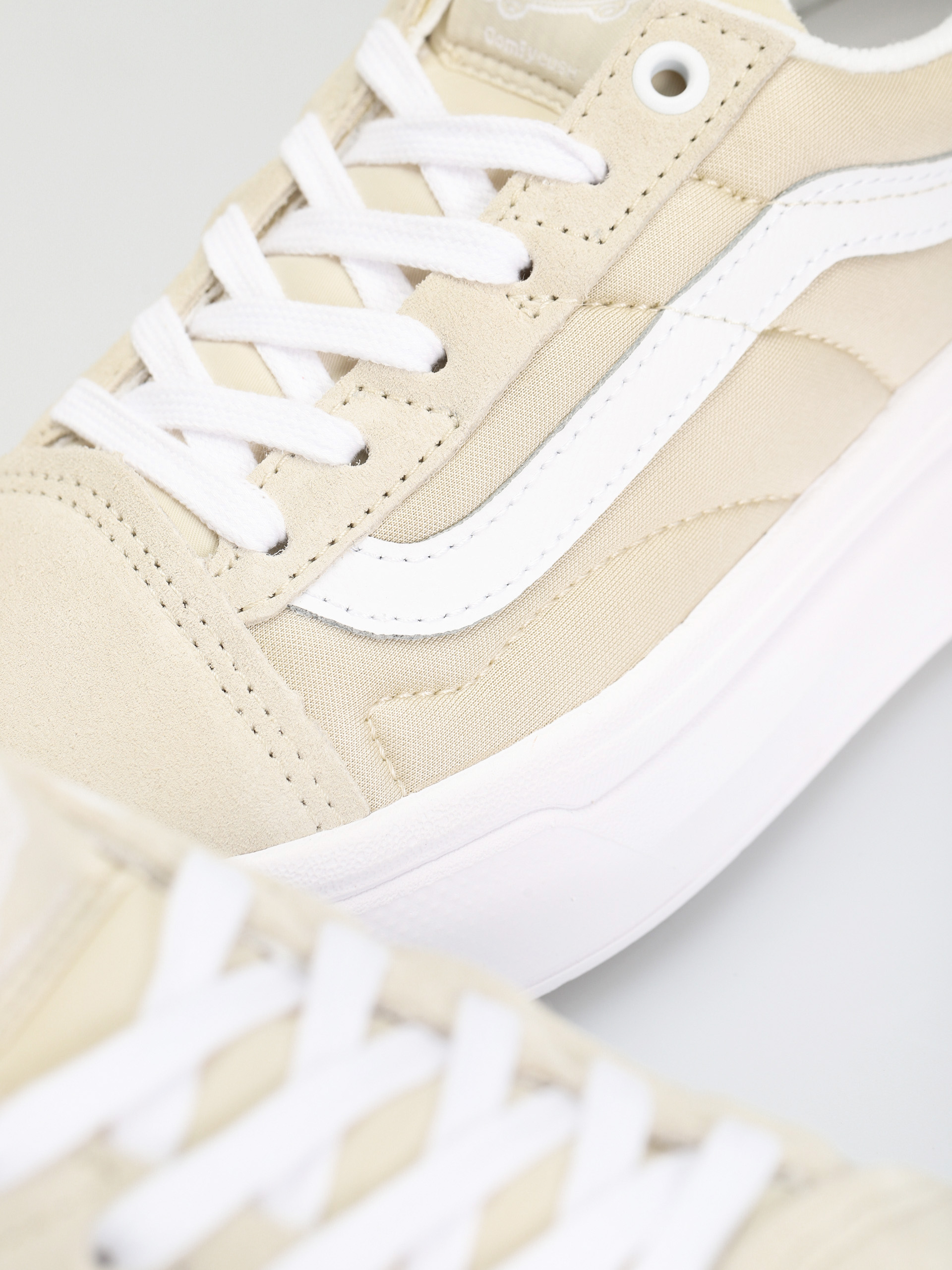 Buty Vans Old Skool Overt CC (sand/white)