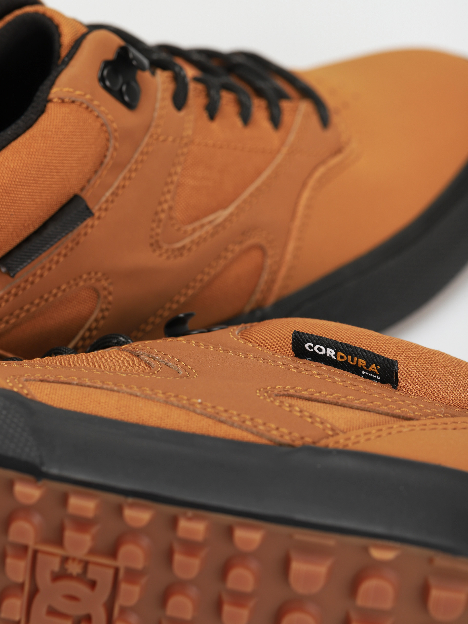 Buty DC Kalis Mid Wnt (wheat/black)