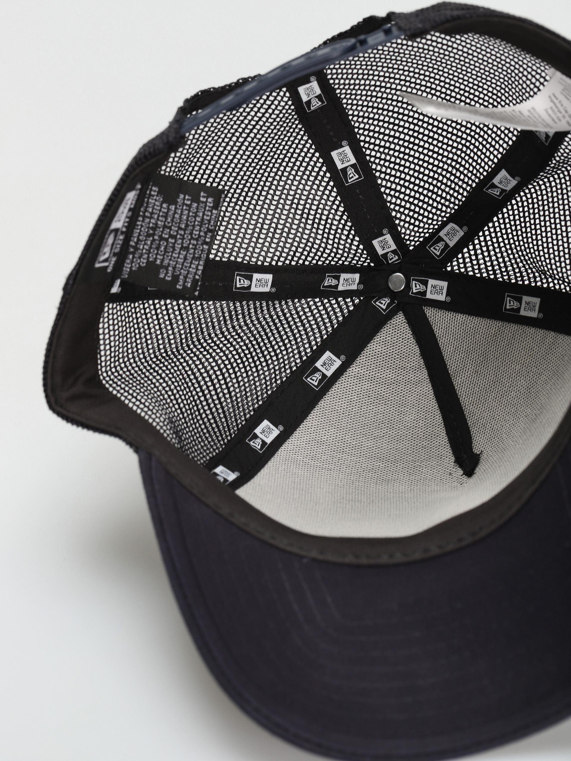 Czapka z daszkiem New Era Postcard Trucker (navy)