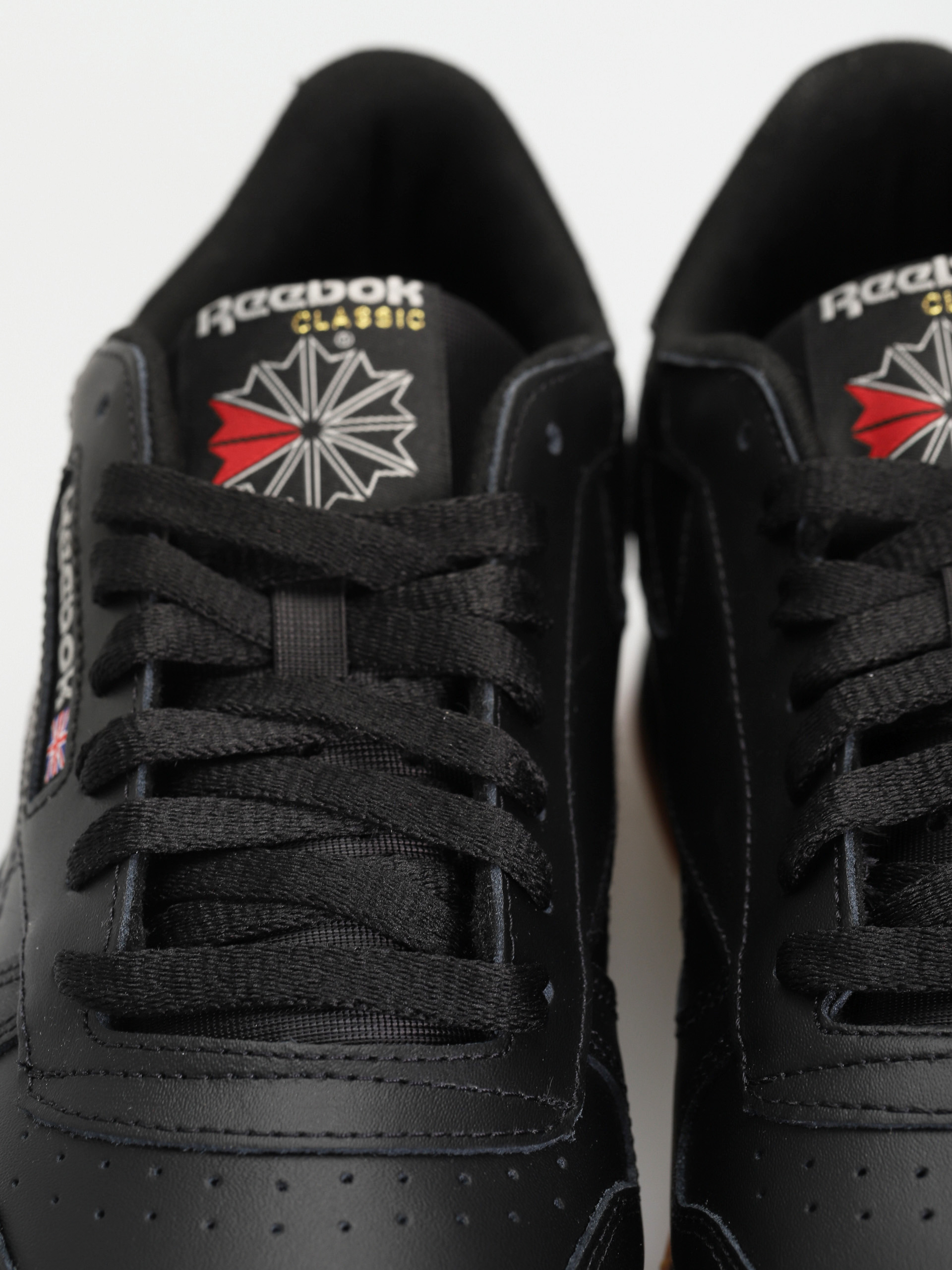 Buty Reebok Classic Leather (cblack/pugry5/rbkg03)