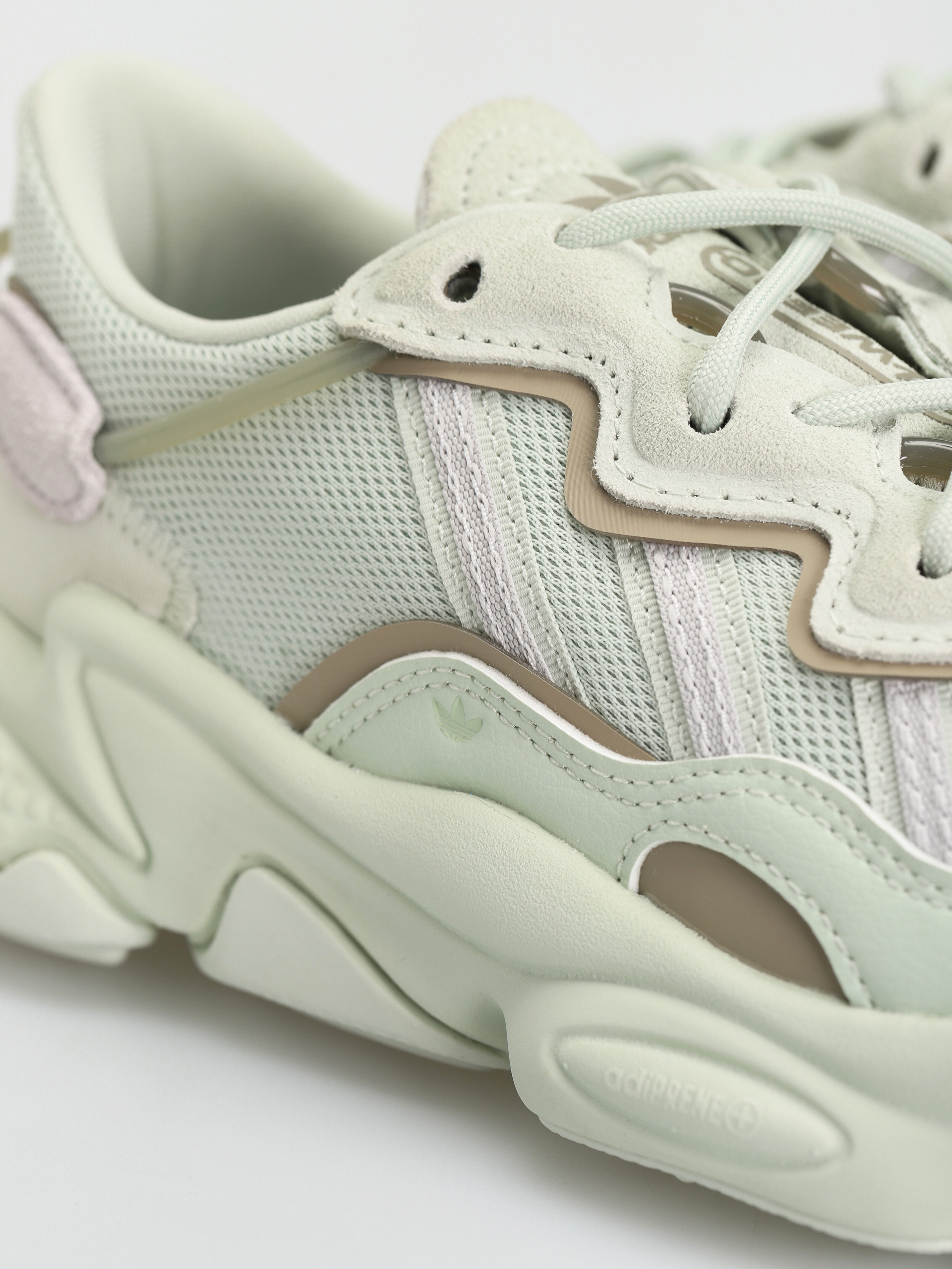 Buty adidas Originals Ozweego Wmn (lingrn/dshgry/feagry)