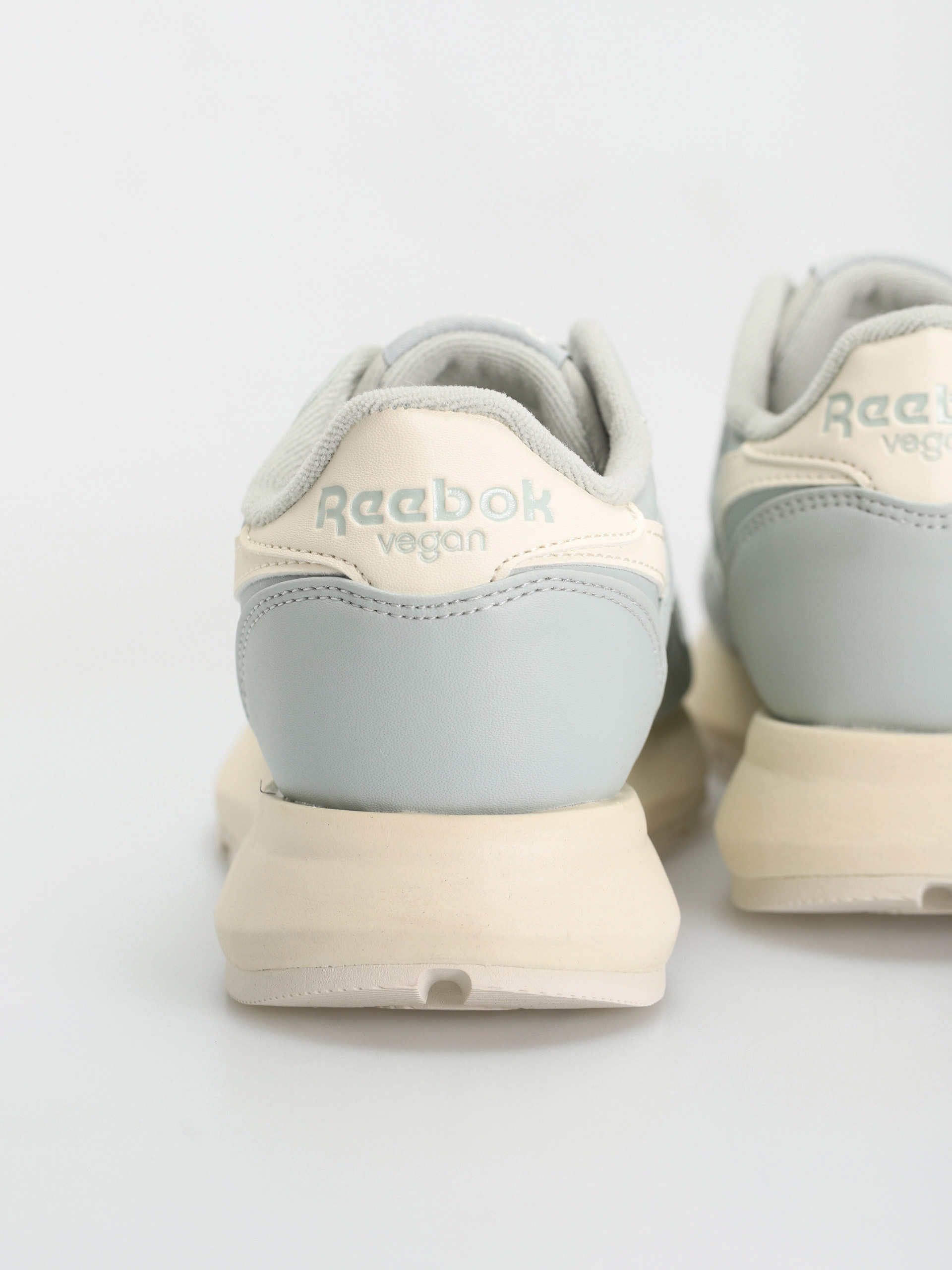 Buty Reebok Classic Sp Vegan Wmn (seaspr/seaspr/clawht)