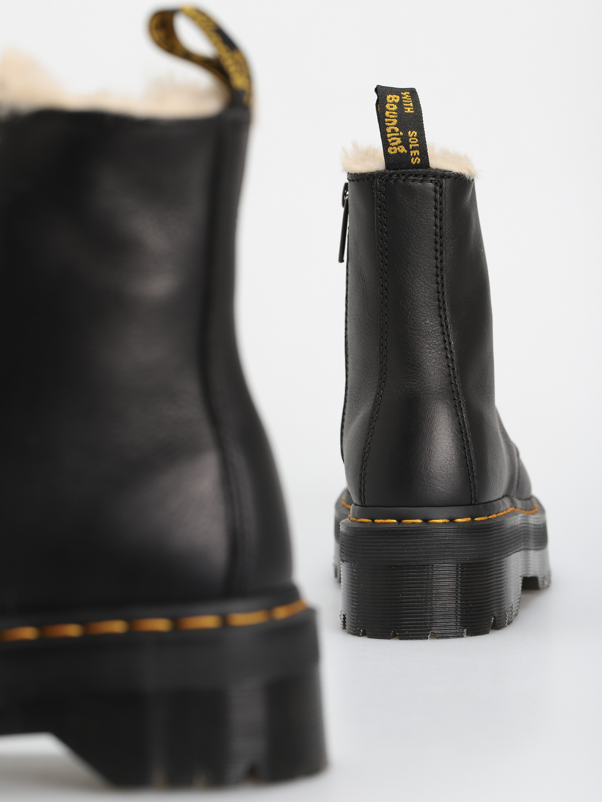 Buty Dr. Martens Jadon FL Wmn (black pisa natural em toby 900g)