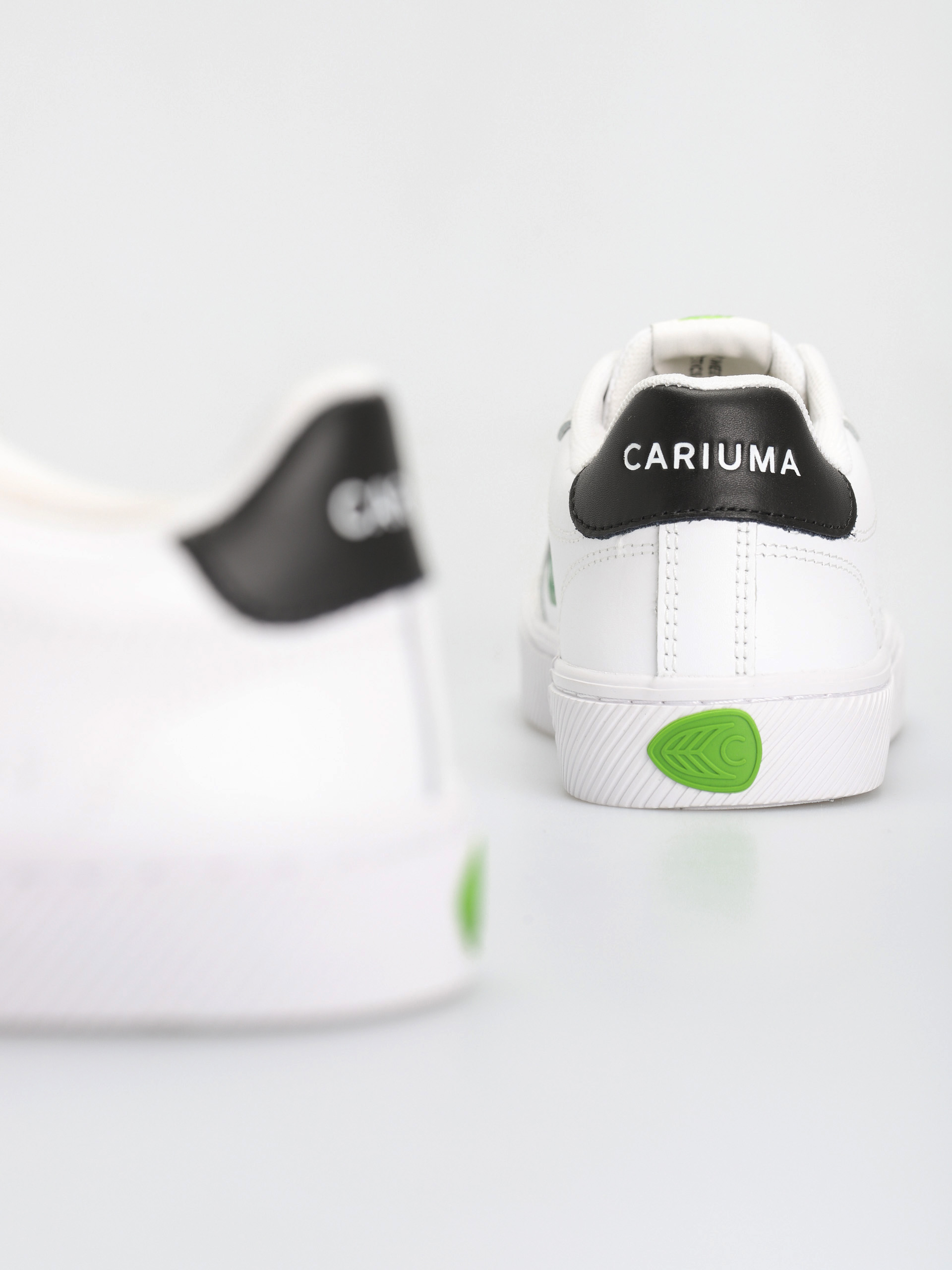 Buty Cariuma Salvas (white/green)