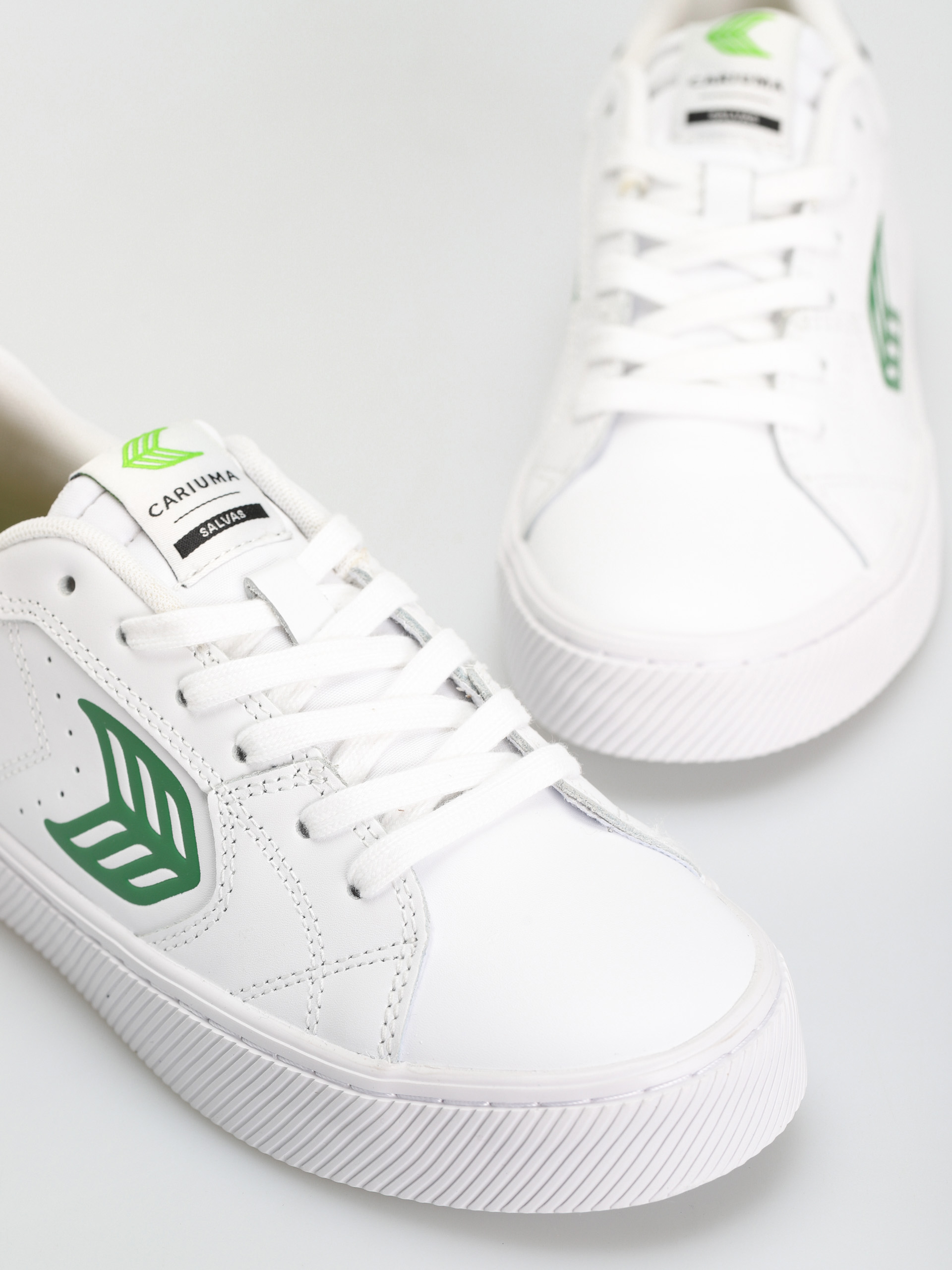 Buty Cariuma Salvas (white/green)