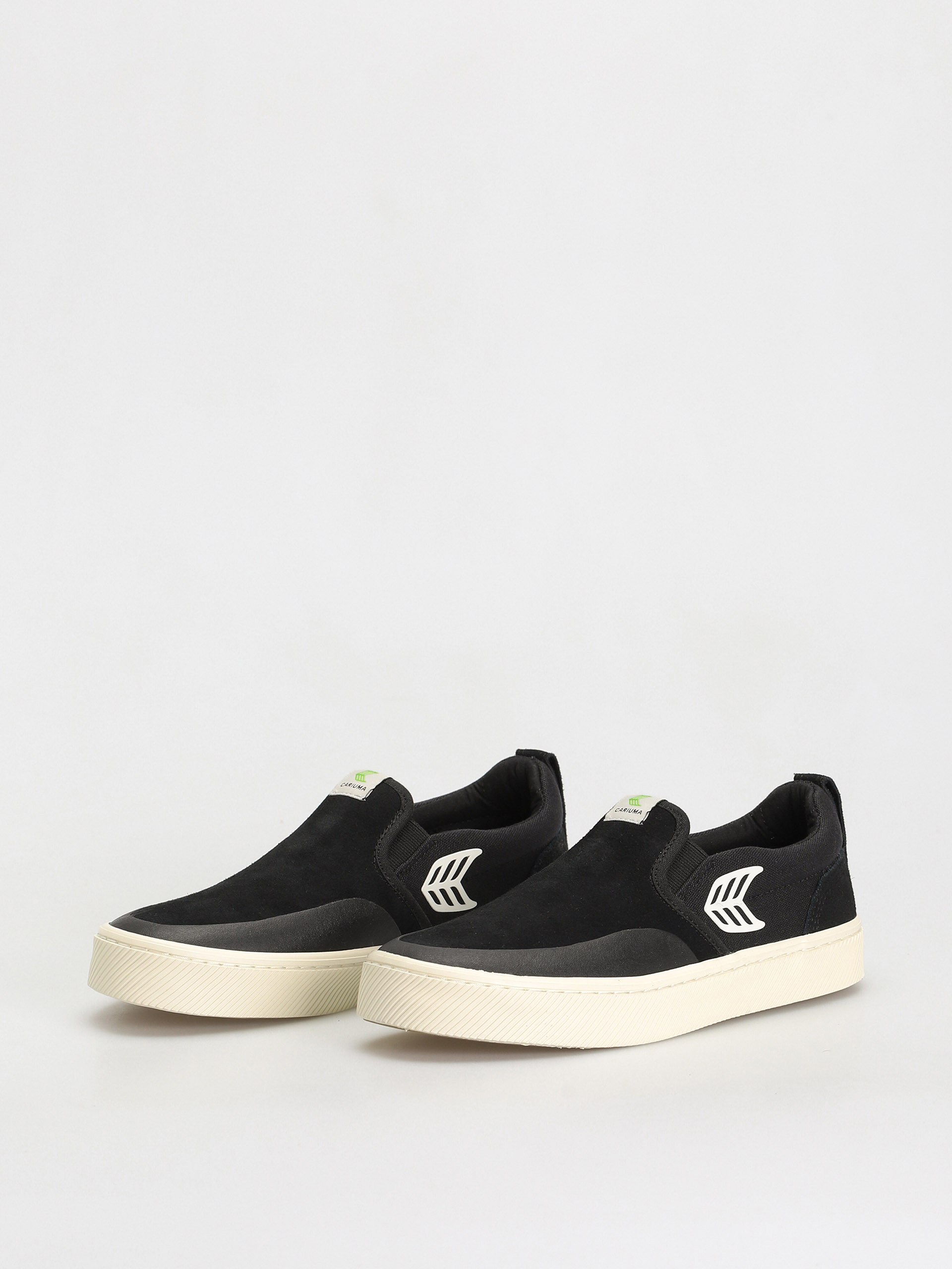 Buty Cariuma Catiba Pro Slip On (black/ivory)