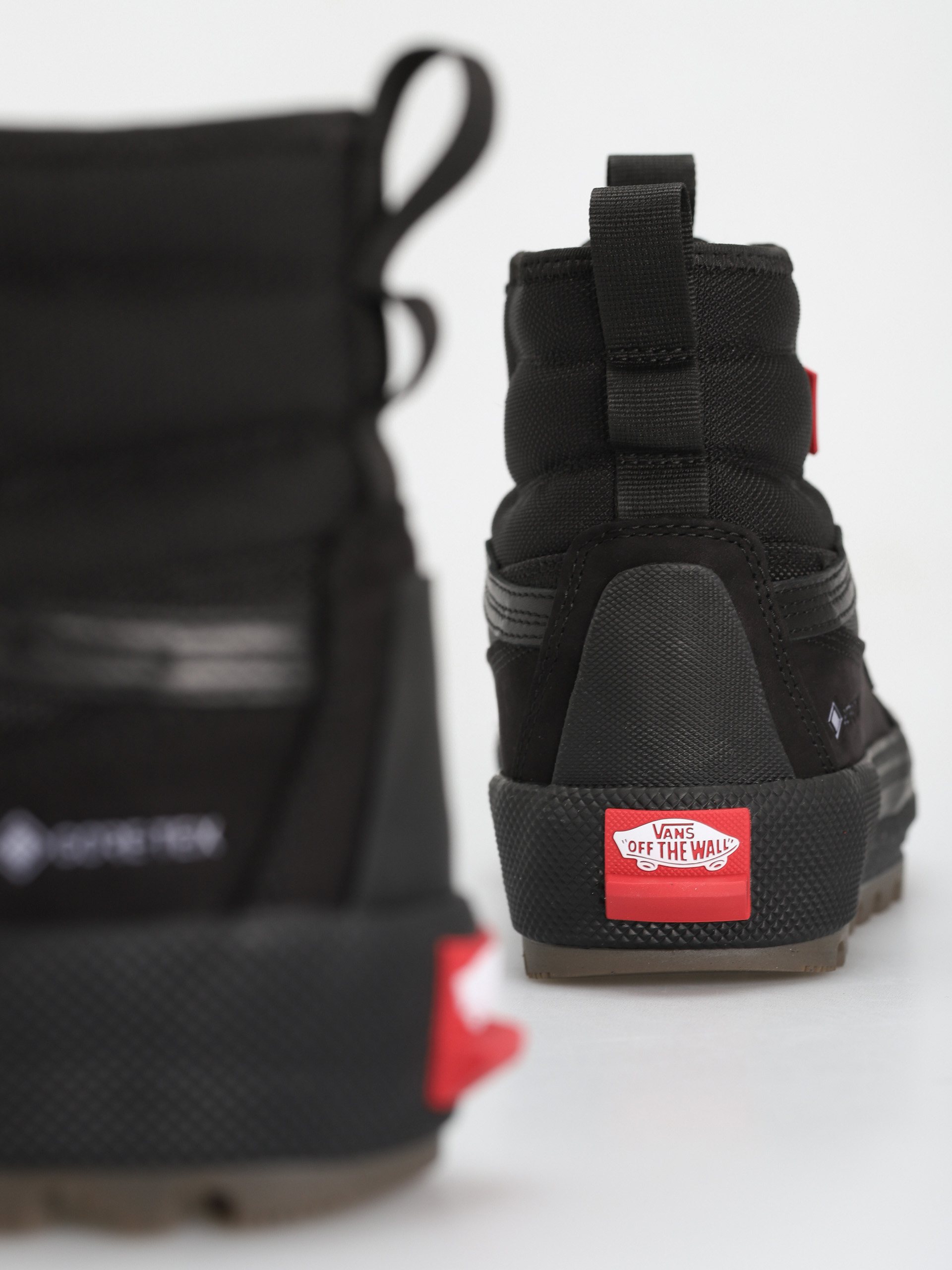 Buty Vans Sk8 Hi Gore Tex MTE 3 (blackout)