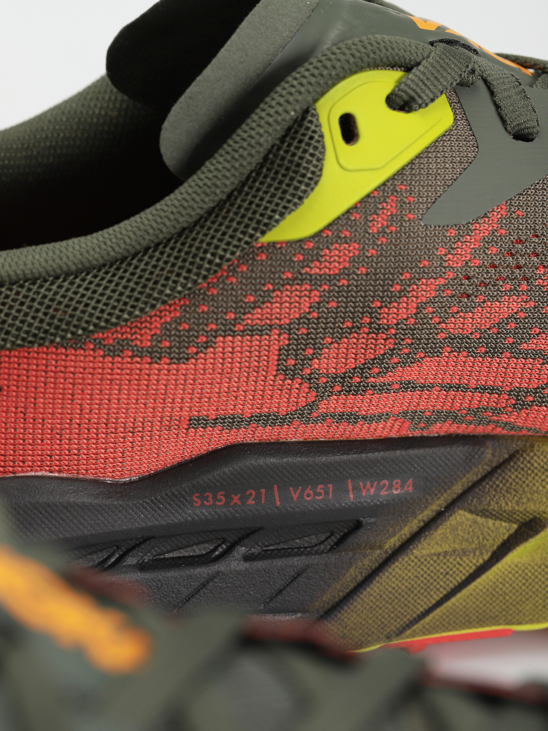 Buty Hoka Speedgoat 5 (thyme/fiesta)