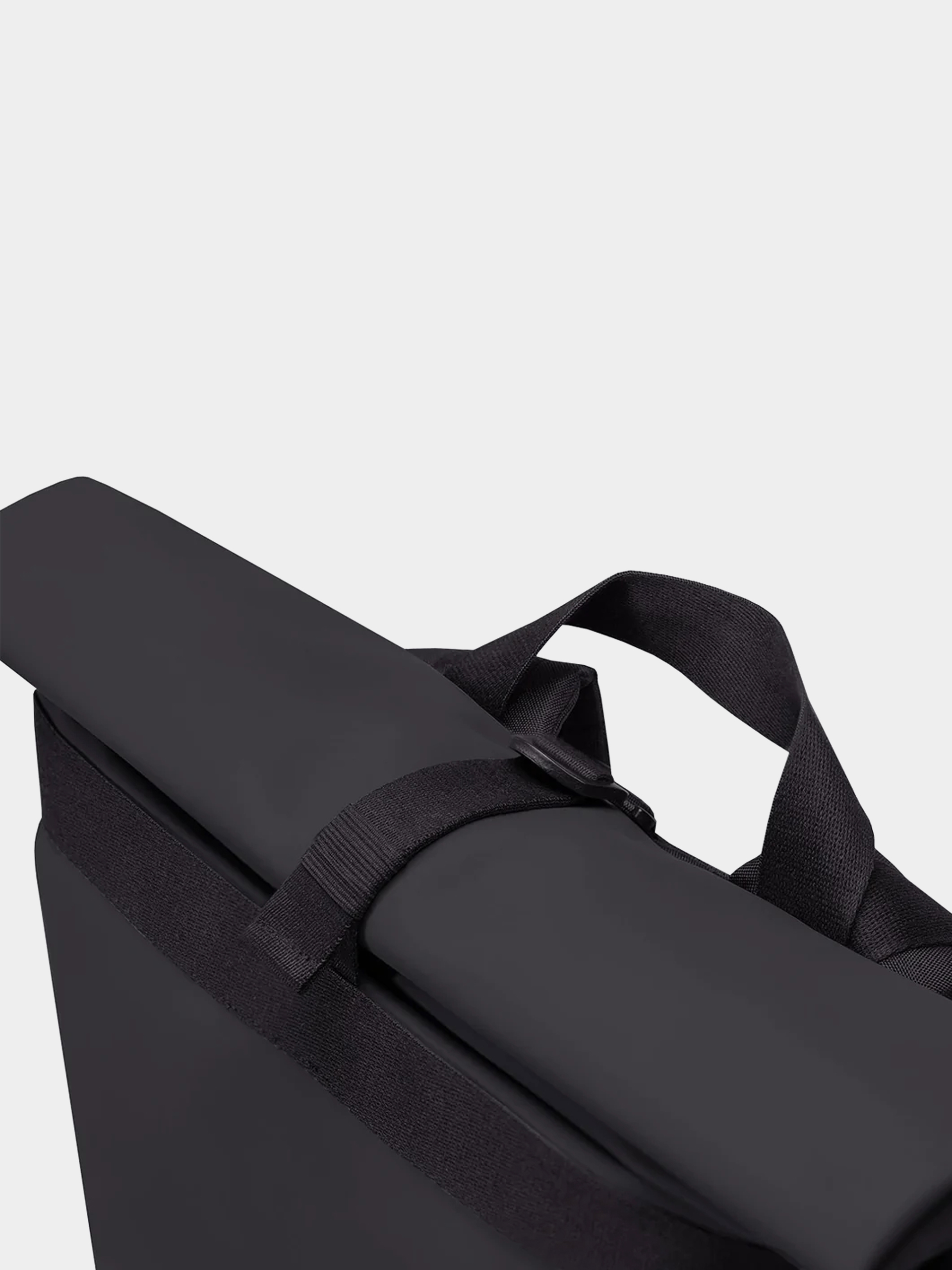 Plecak Ucon Acrobatics Vito Medium Lotus (black)