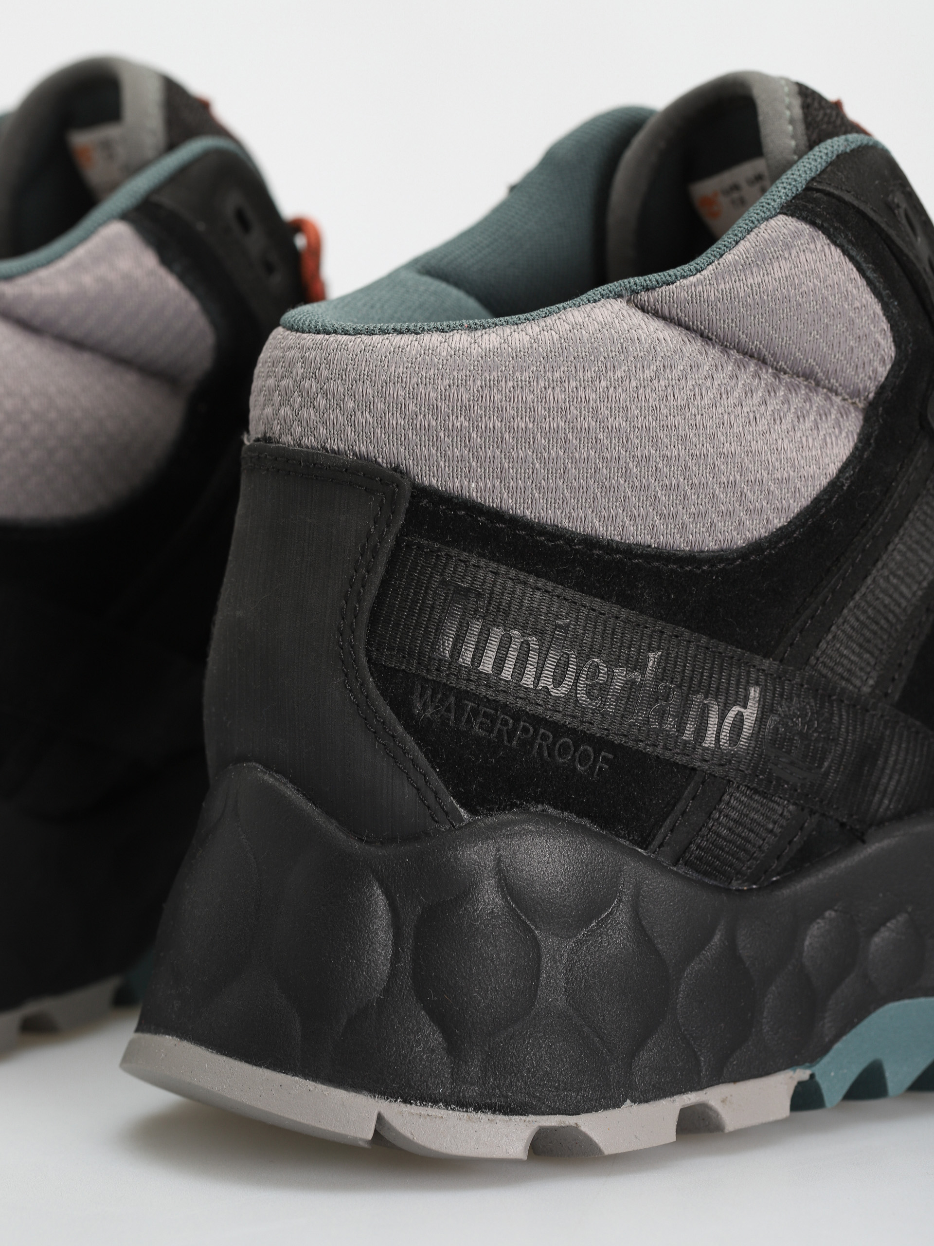 Buty Timberland Solar Wave Lt Mid Wp (black suede)