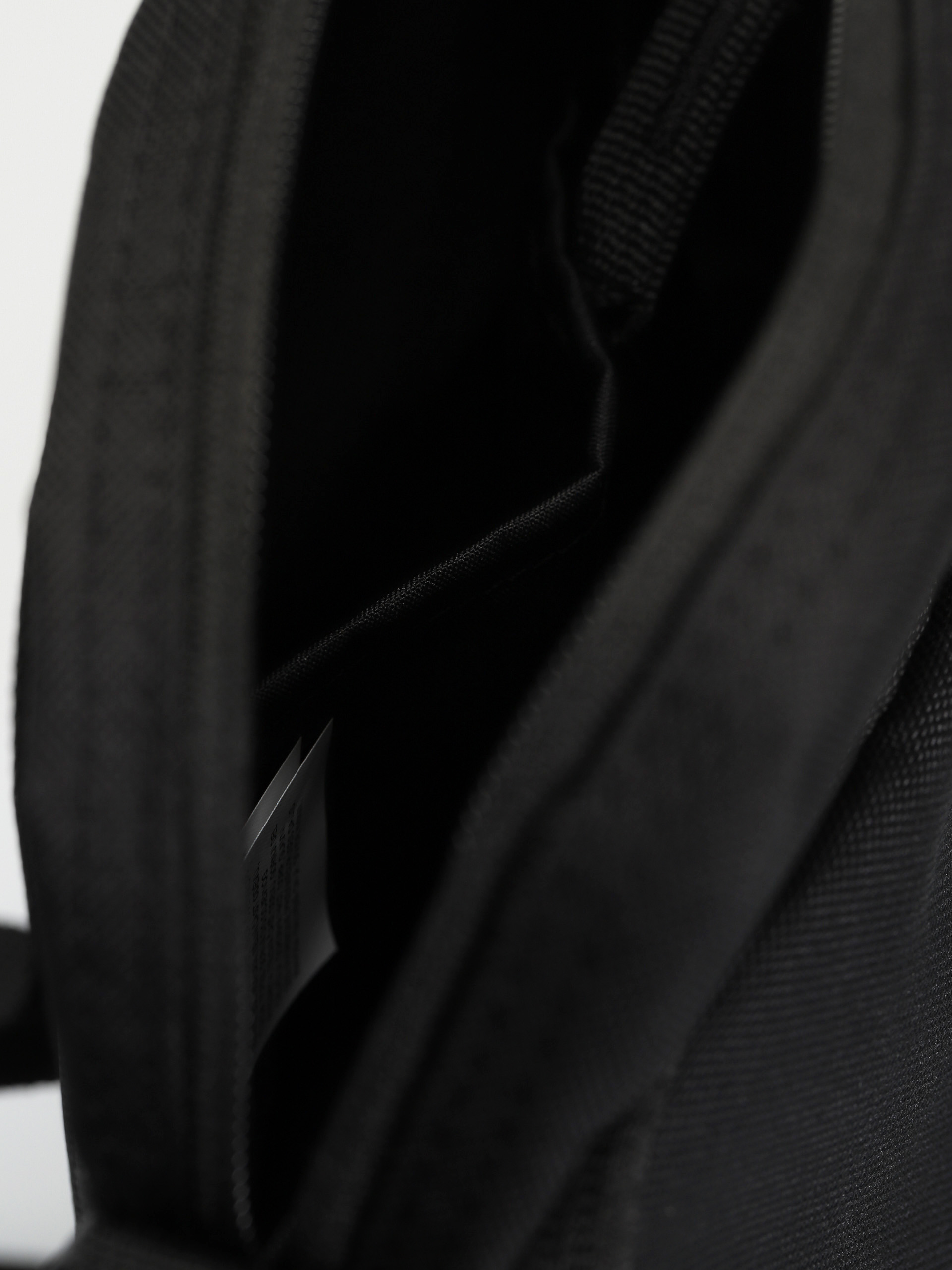 Torba Nike SB Heritage Crossbody (black/black/white)