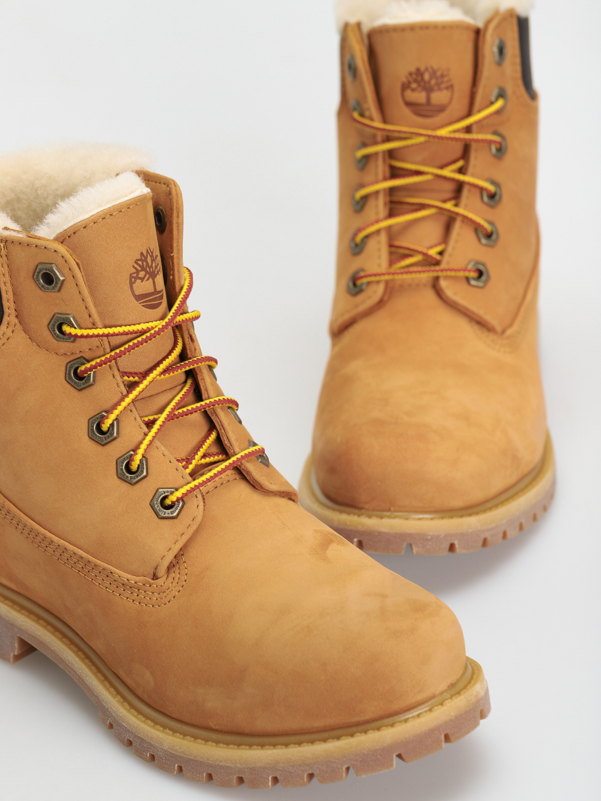 Buty Timberland 6In Premium Shearling Wmn (wheat nubuck)