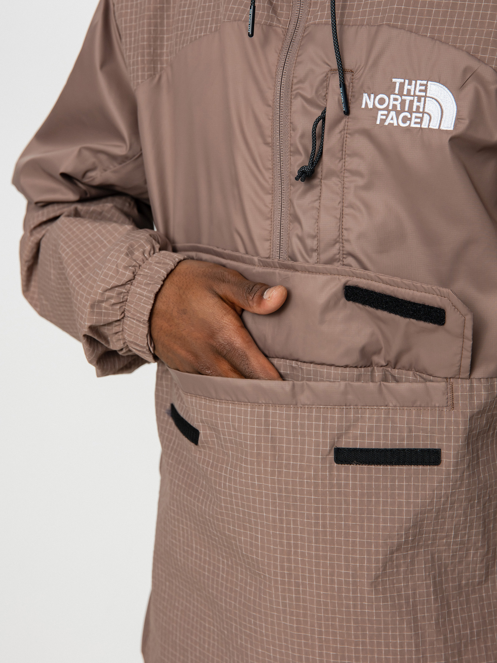 Kurtka The North Face Convin Anorak (deep taupe)