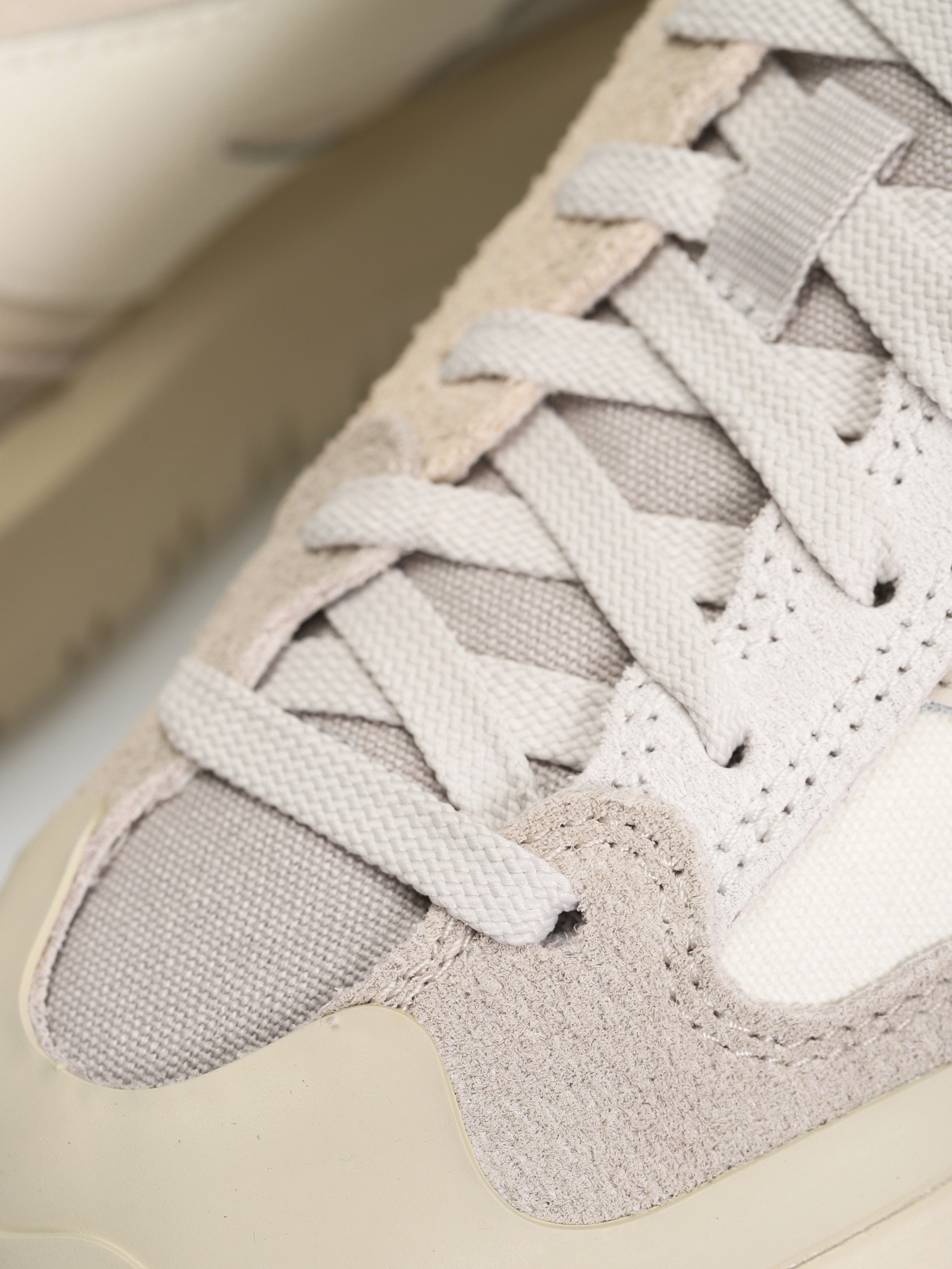 Buty New Balance CT302 (rain cloud)