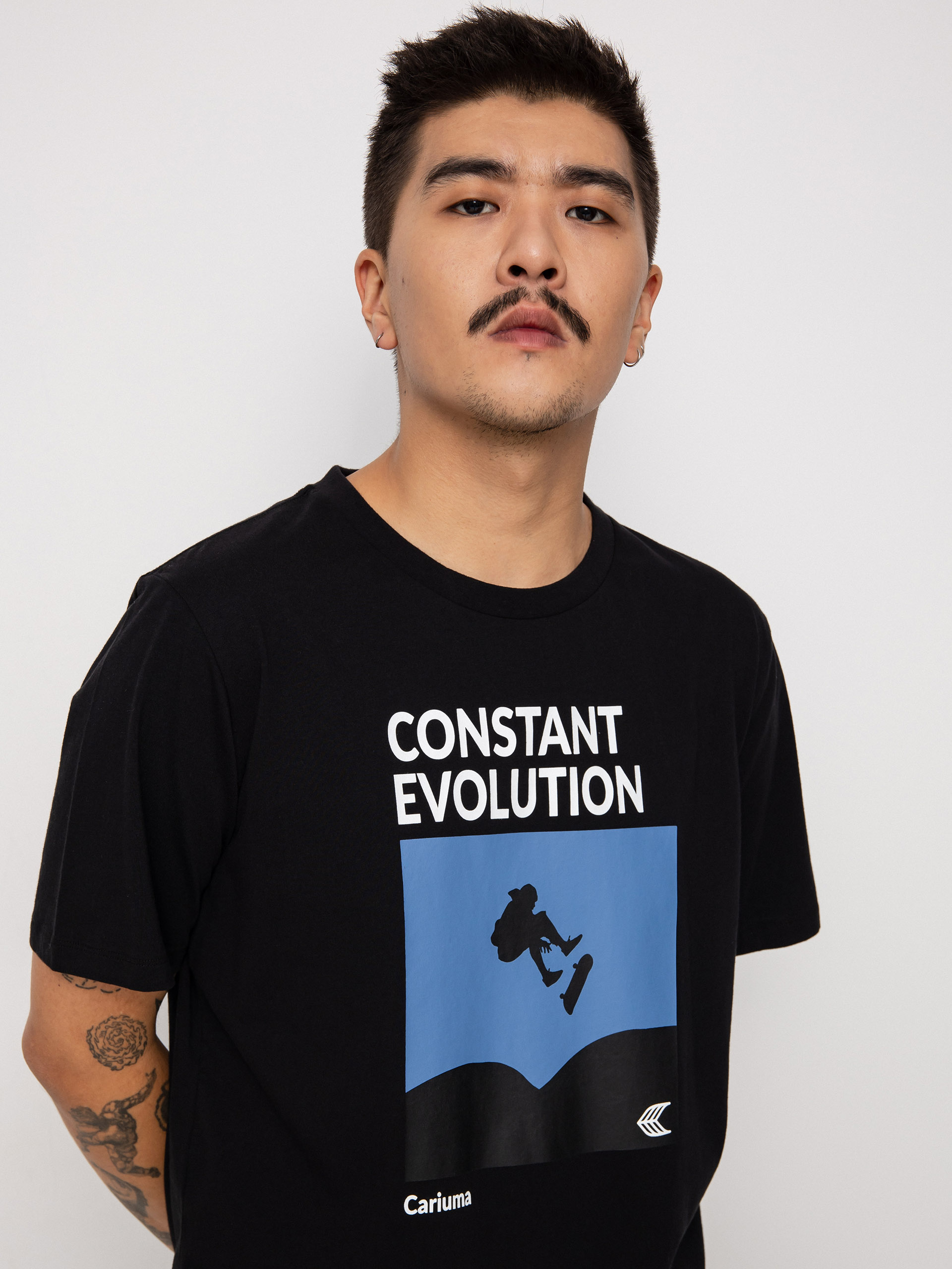 T-shirt Cariuma Constant Evolution (black)