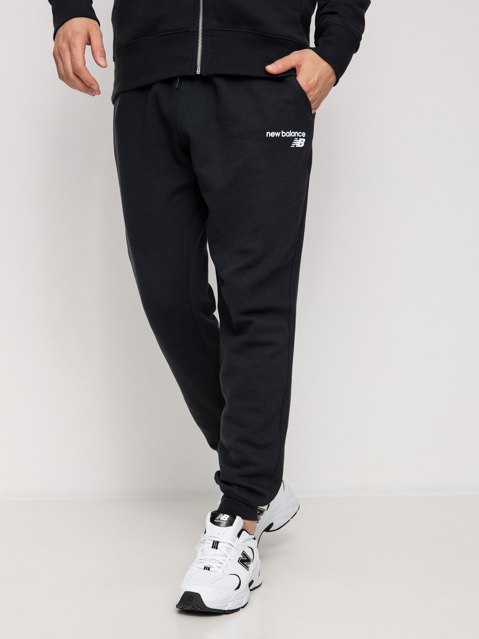 Spodnie New Balance Classic Core Fleece (black)
