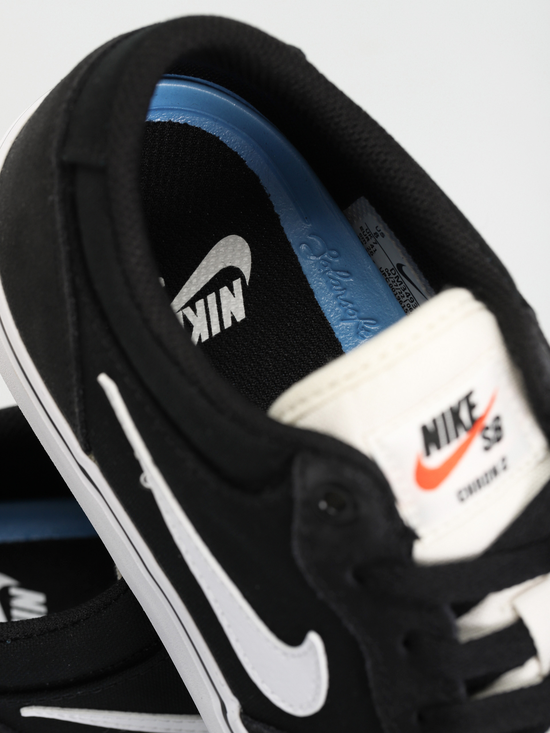 Buty Nike SB Chron 2 (black/white black sail)