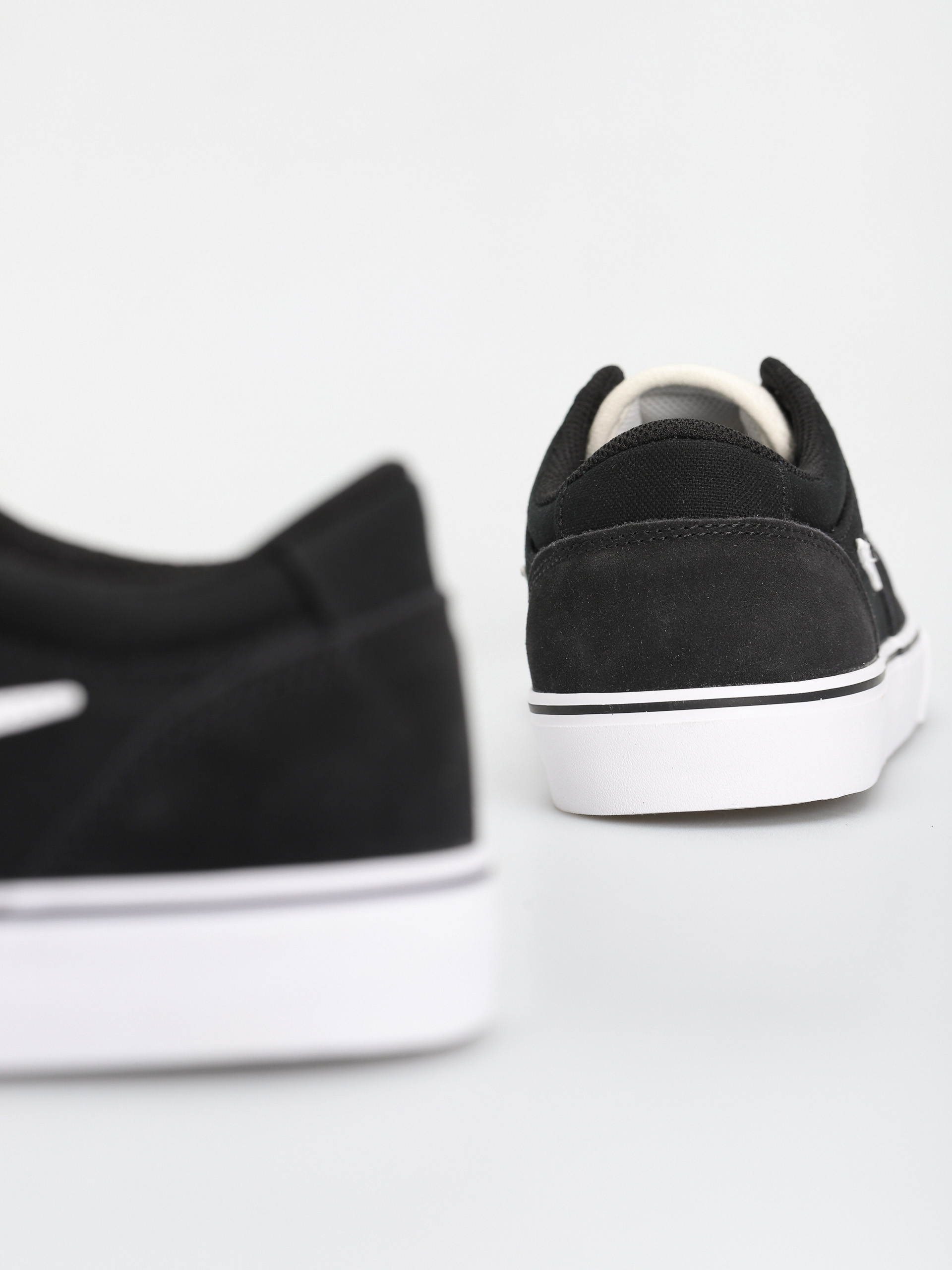 Buty Nike SB Chron 2 (black/white black sail)