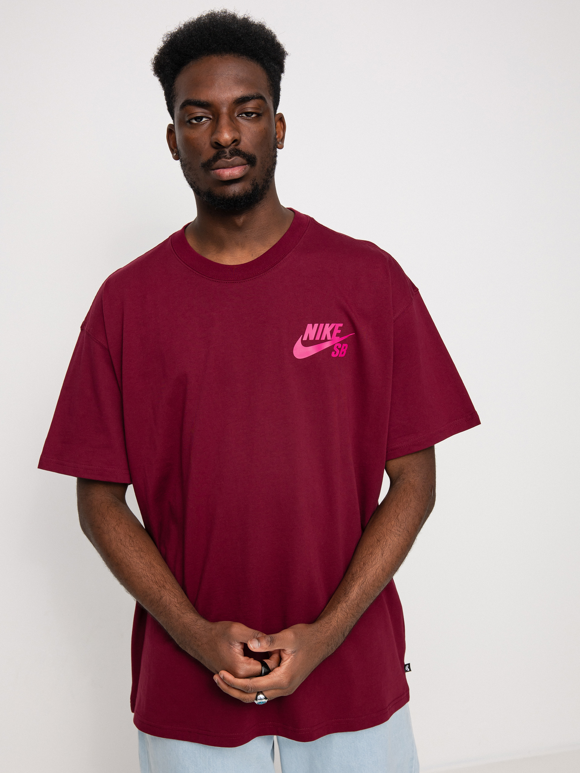 T-shirt Nike SB Logo (dark beetroot)