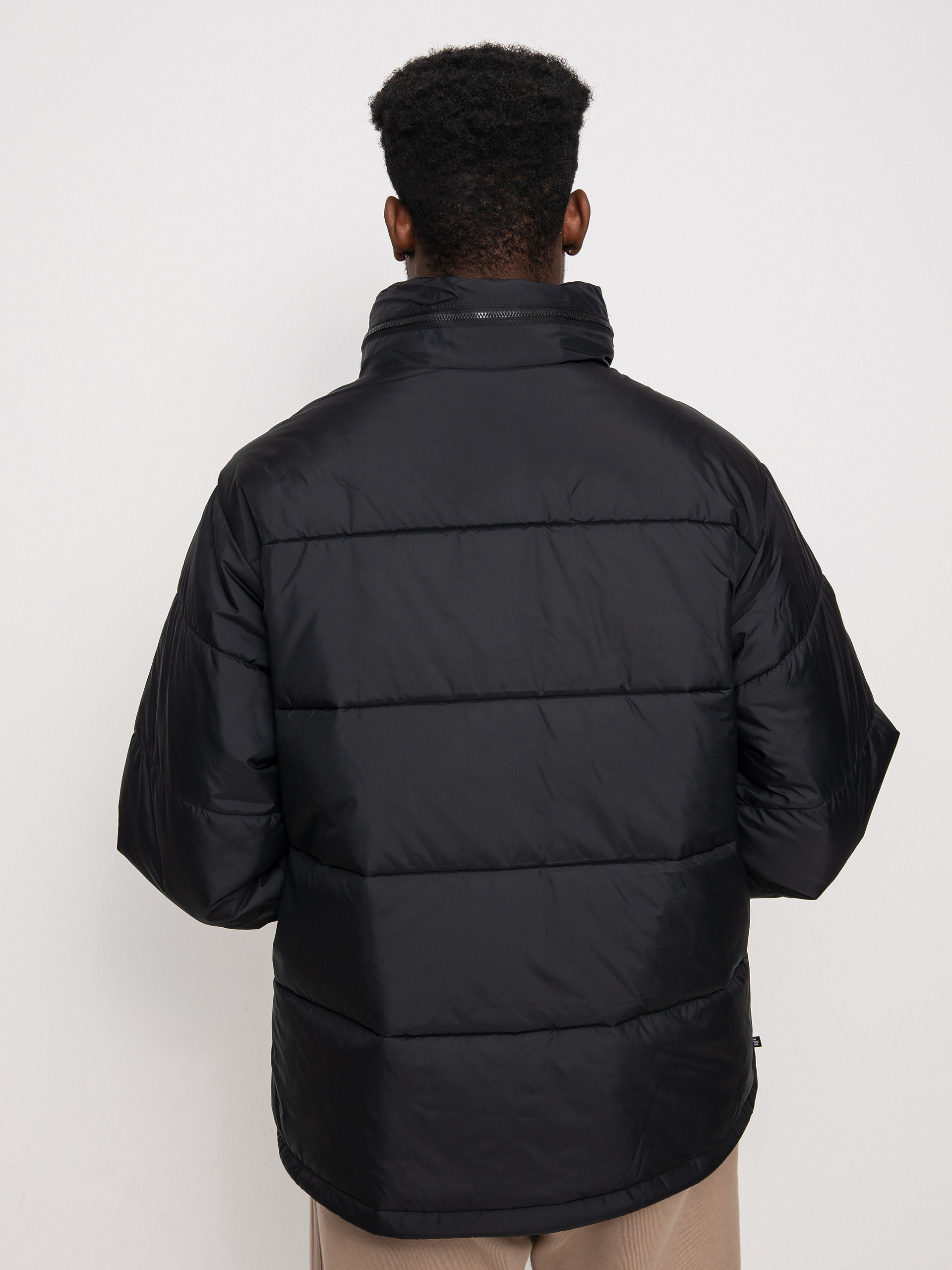 Kurtka adidas Originals Pad Ess Puff (black)