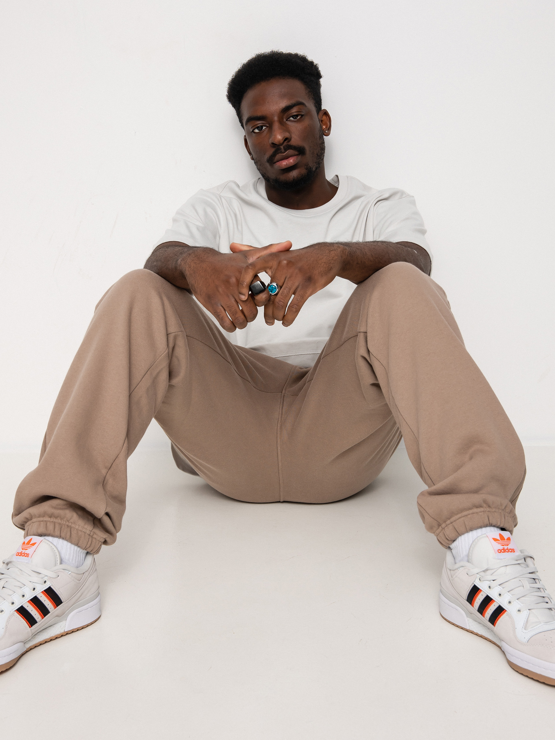 T-shirt adidas Originals Ess (orbgry)