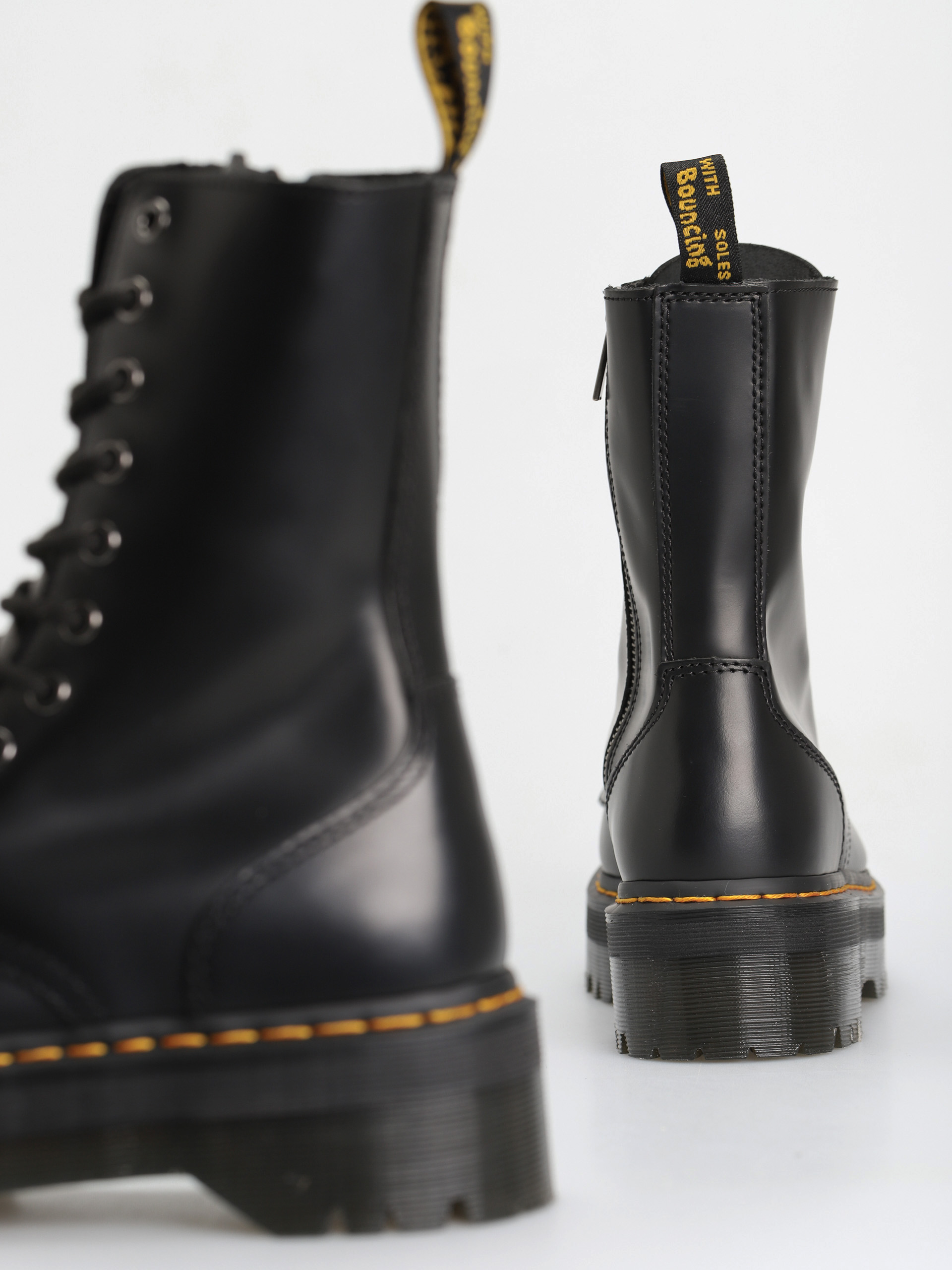 Buty Dr. Martens Jadon Hi Wmn (black polished smooth)