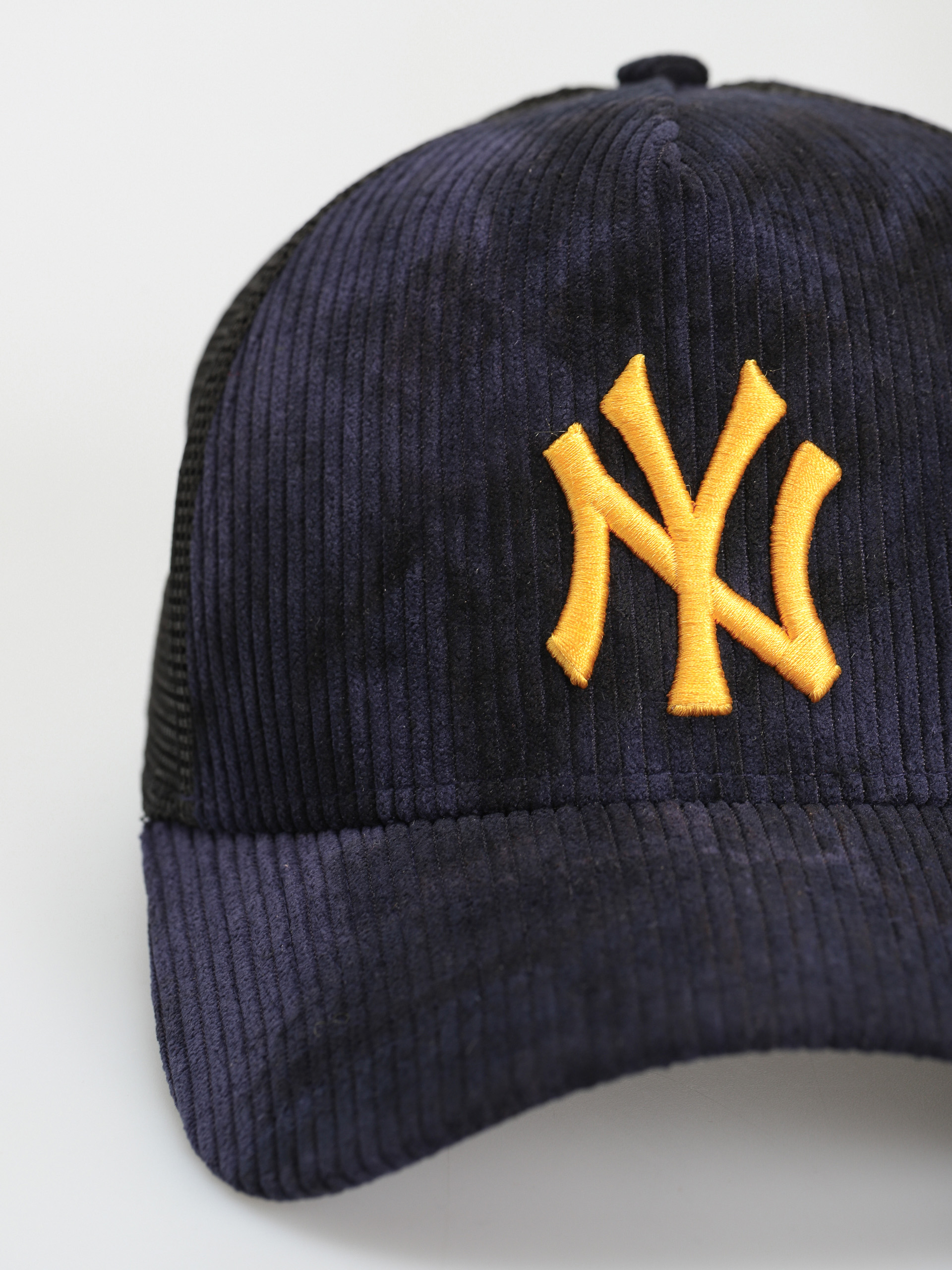 Czapka z daszkiem New Era Tie Dye Cord Trucker New York Yankees (navy/yellow)