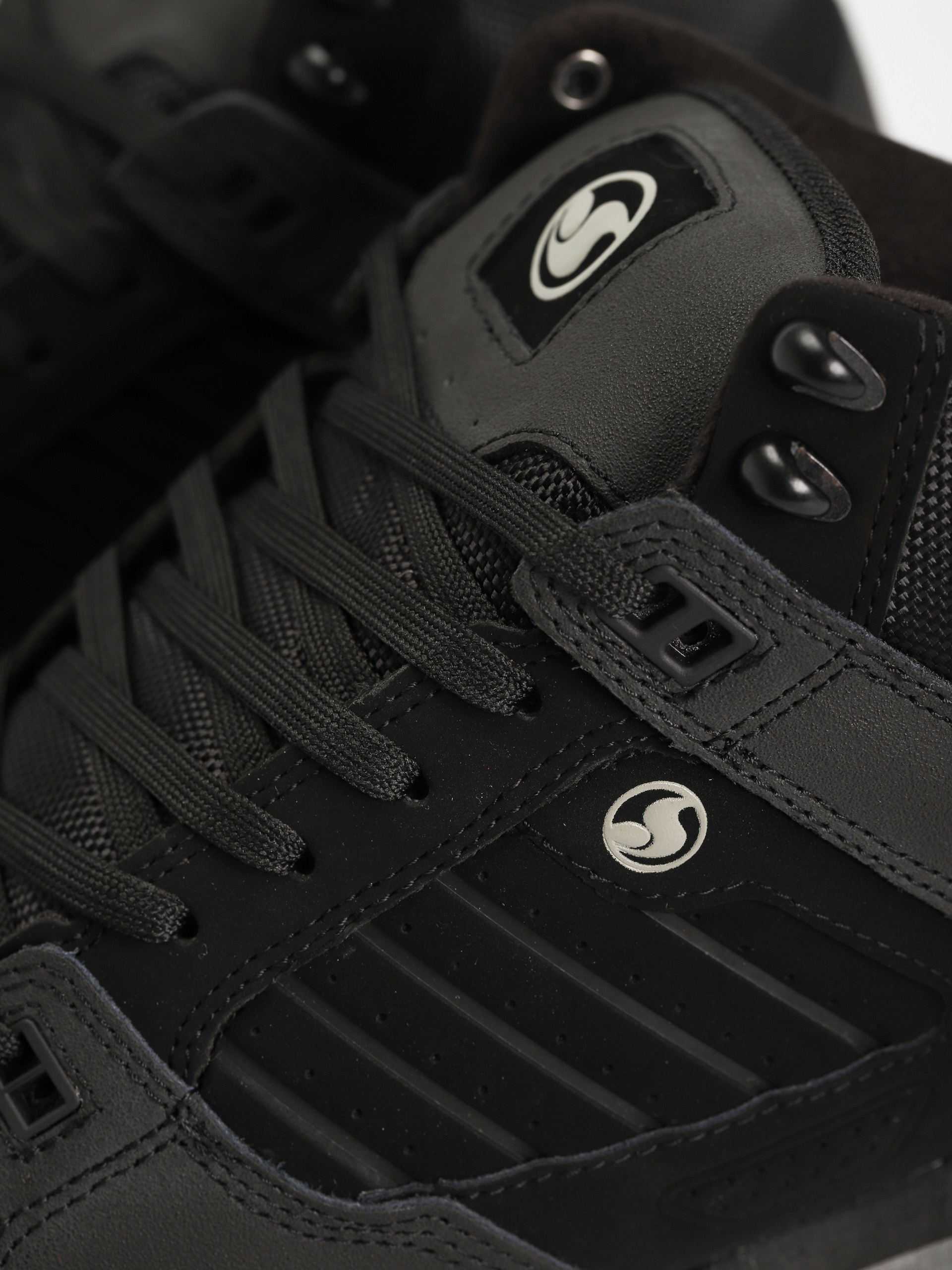 Buty DVS Militia Boot (black black gum nubuck)