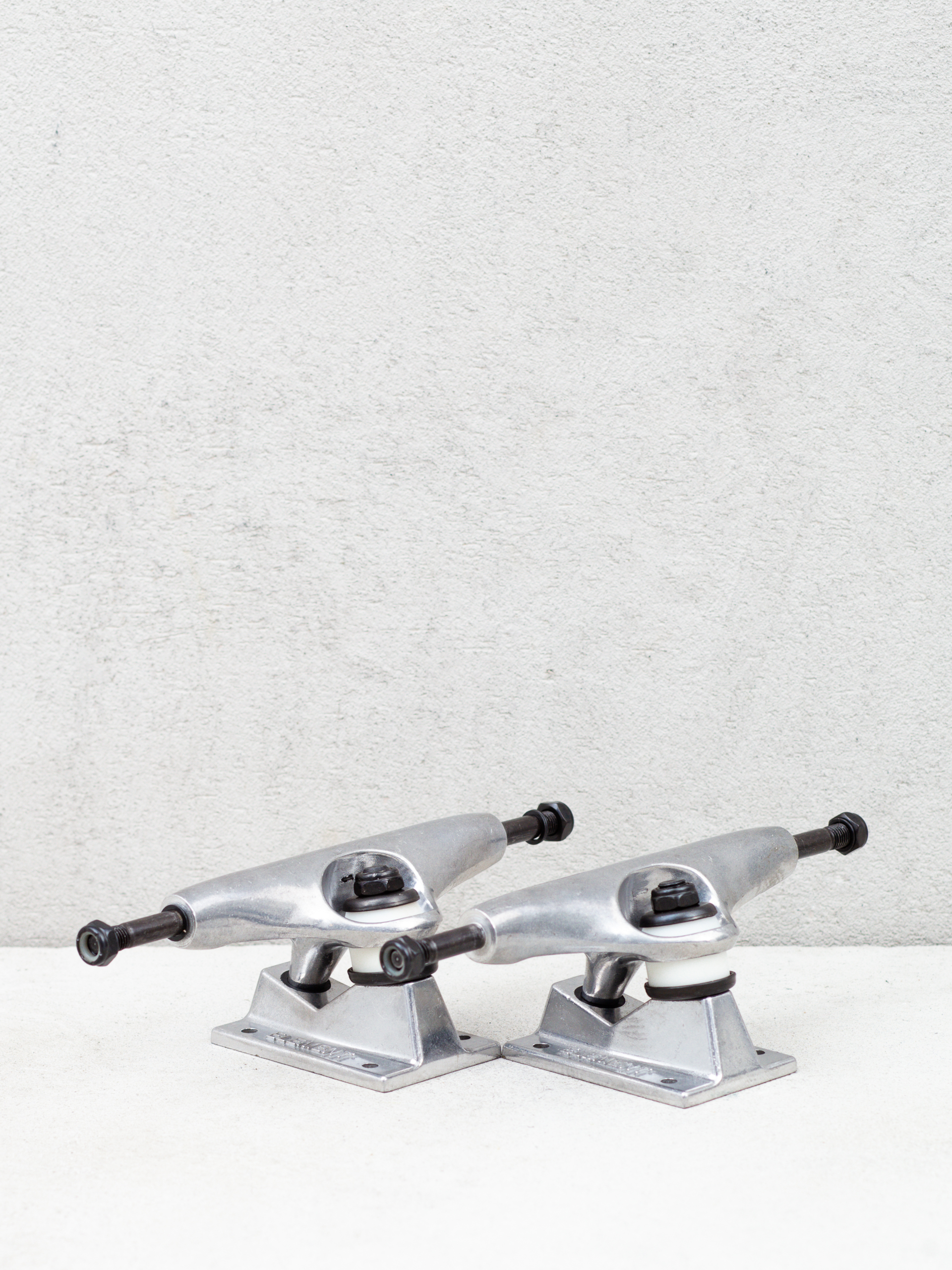 Traki Element Raw Trucks (assorted)