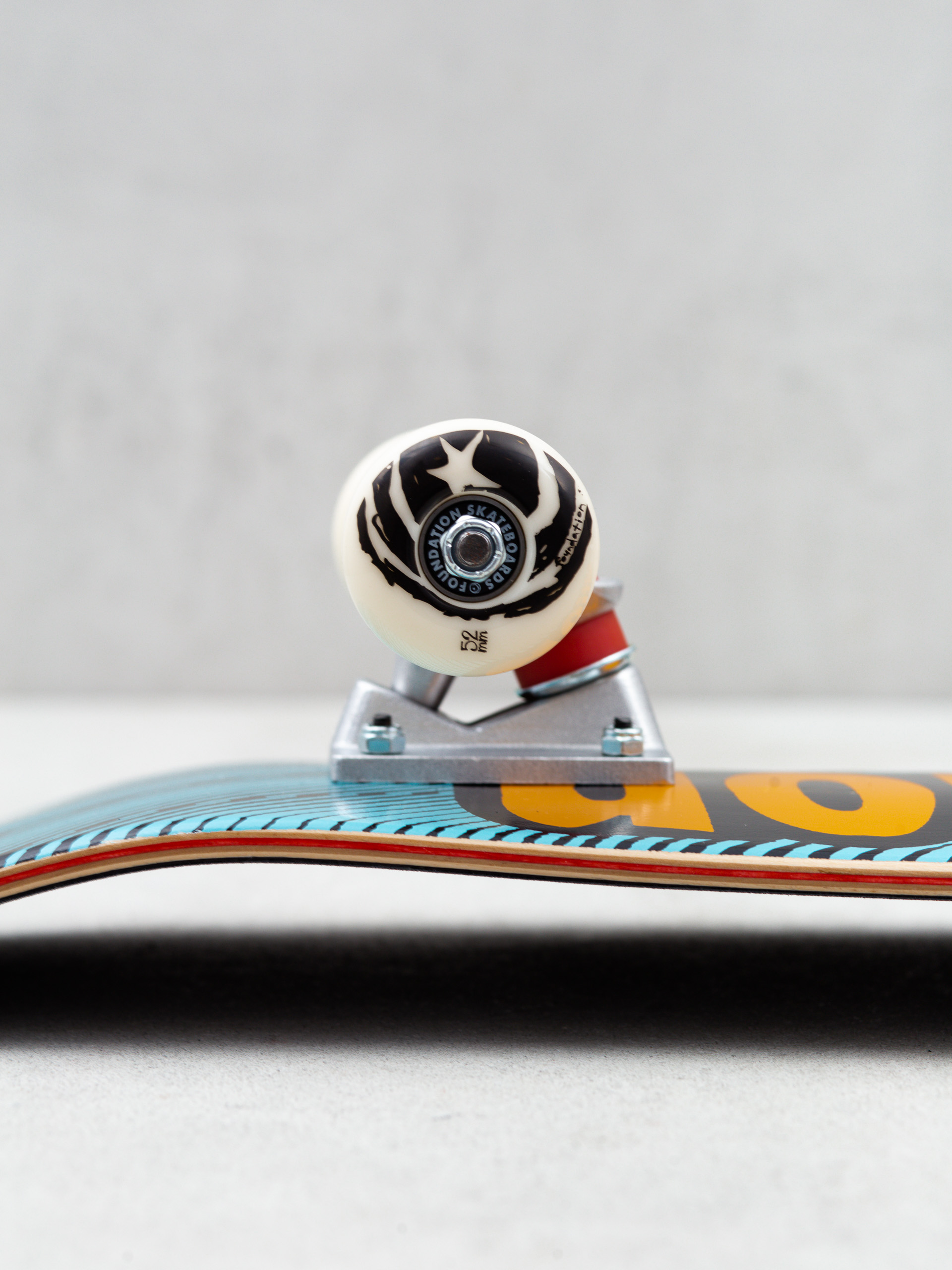 Deskorolka Foundation Star (sea blue/orange)