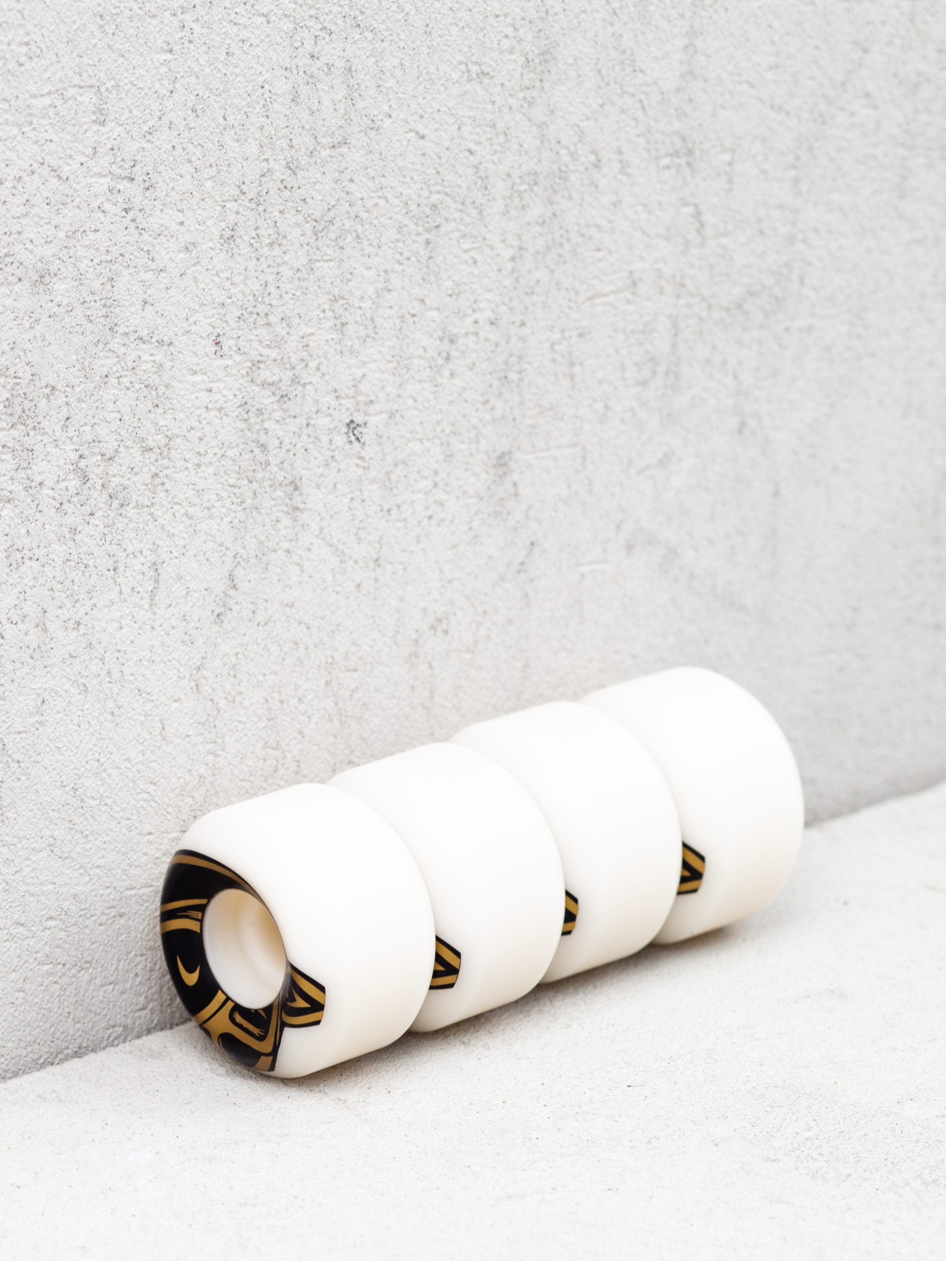 Kółka Pig Prime C Line (white/black/gold)