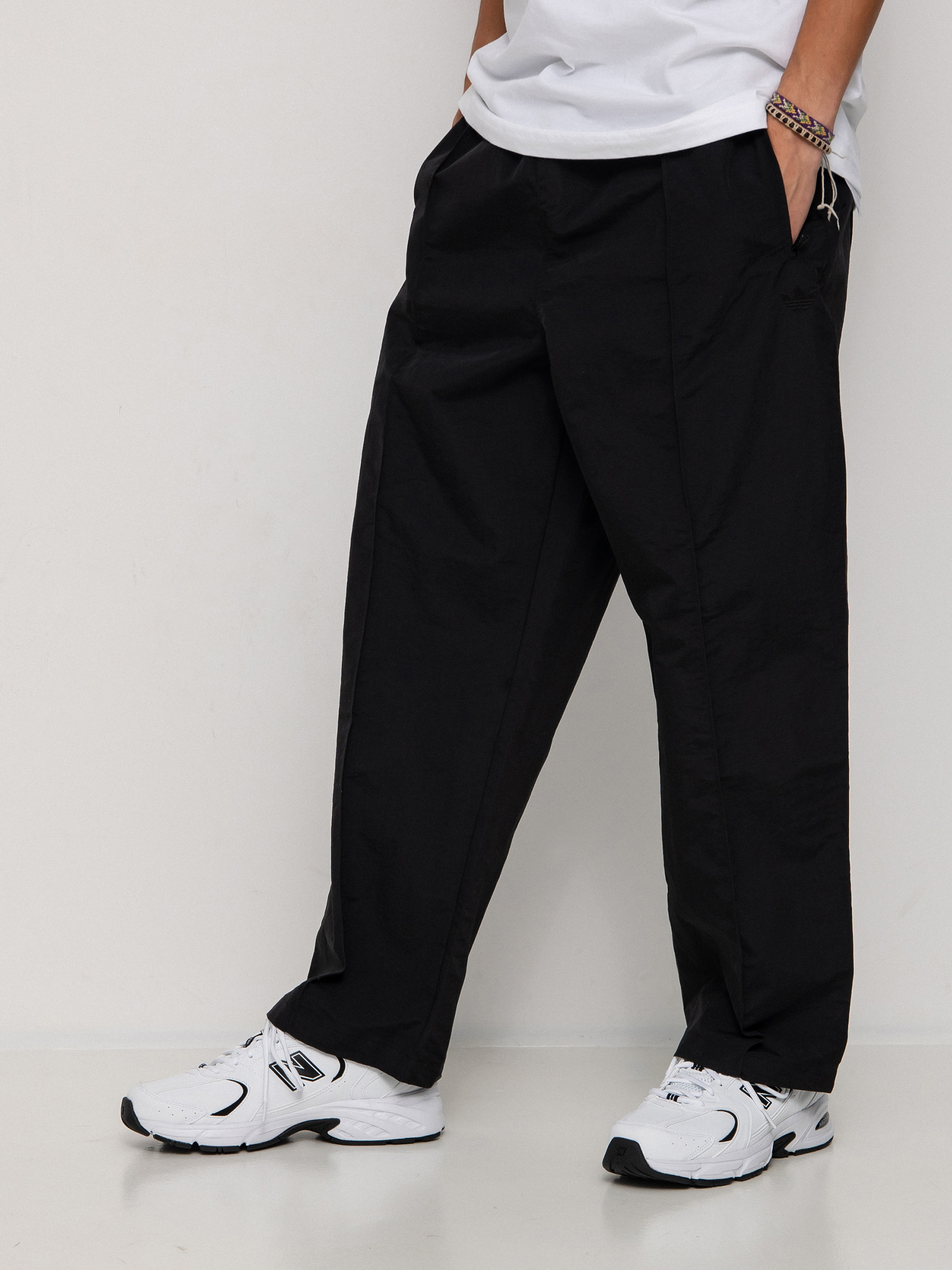 Spodnie adidas Pintuck (black)