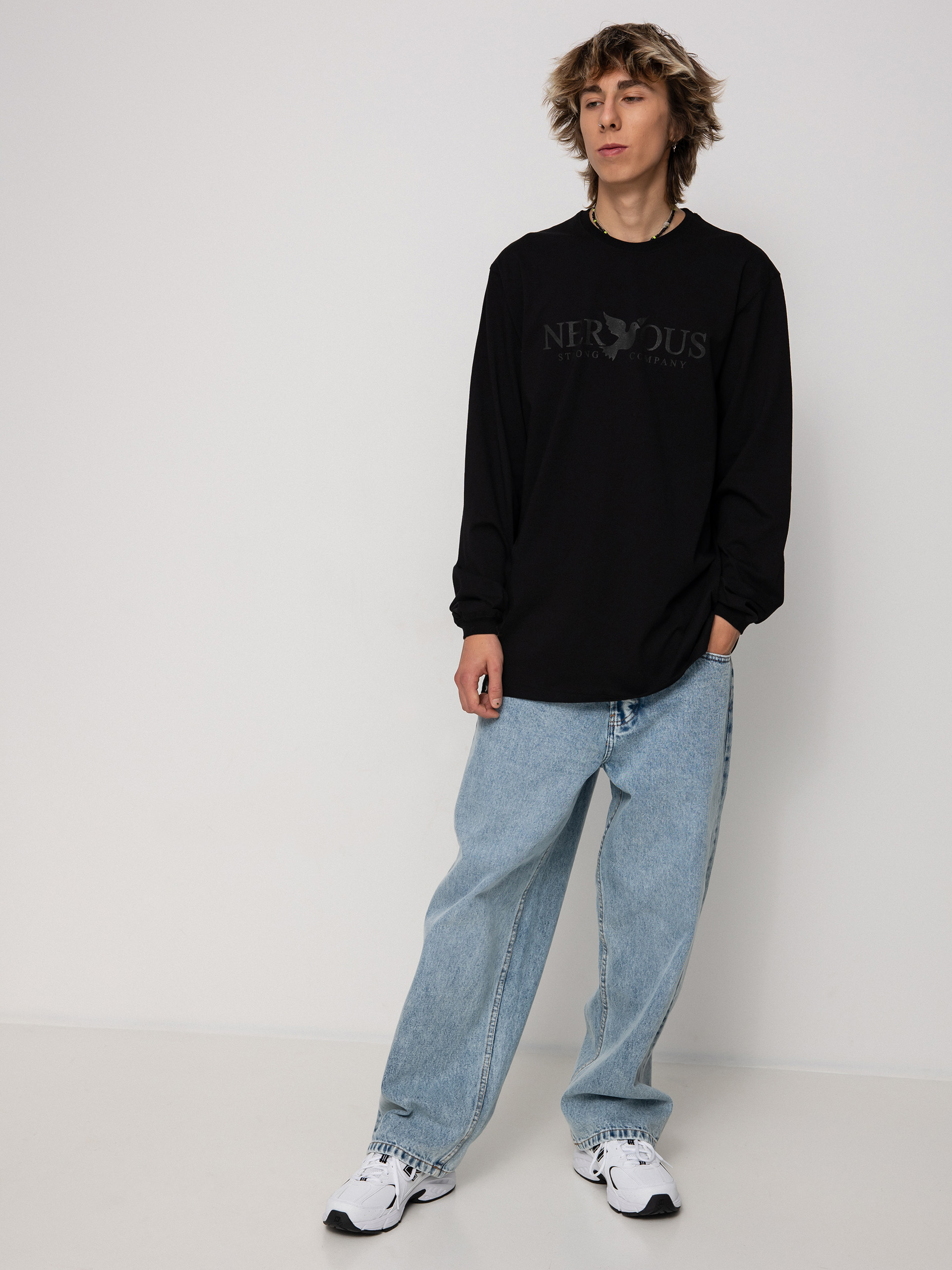 Longsleeve Nervous Classic (blk/blk)