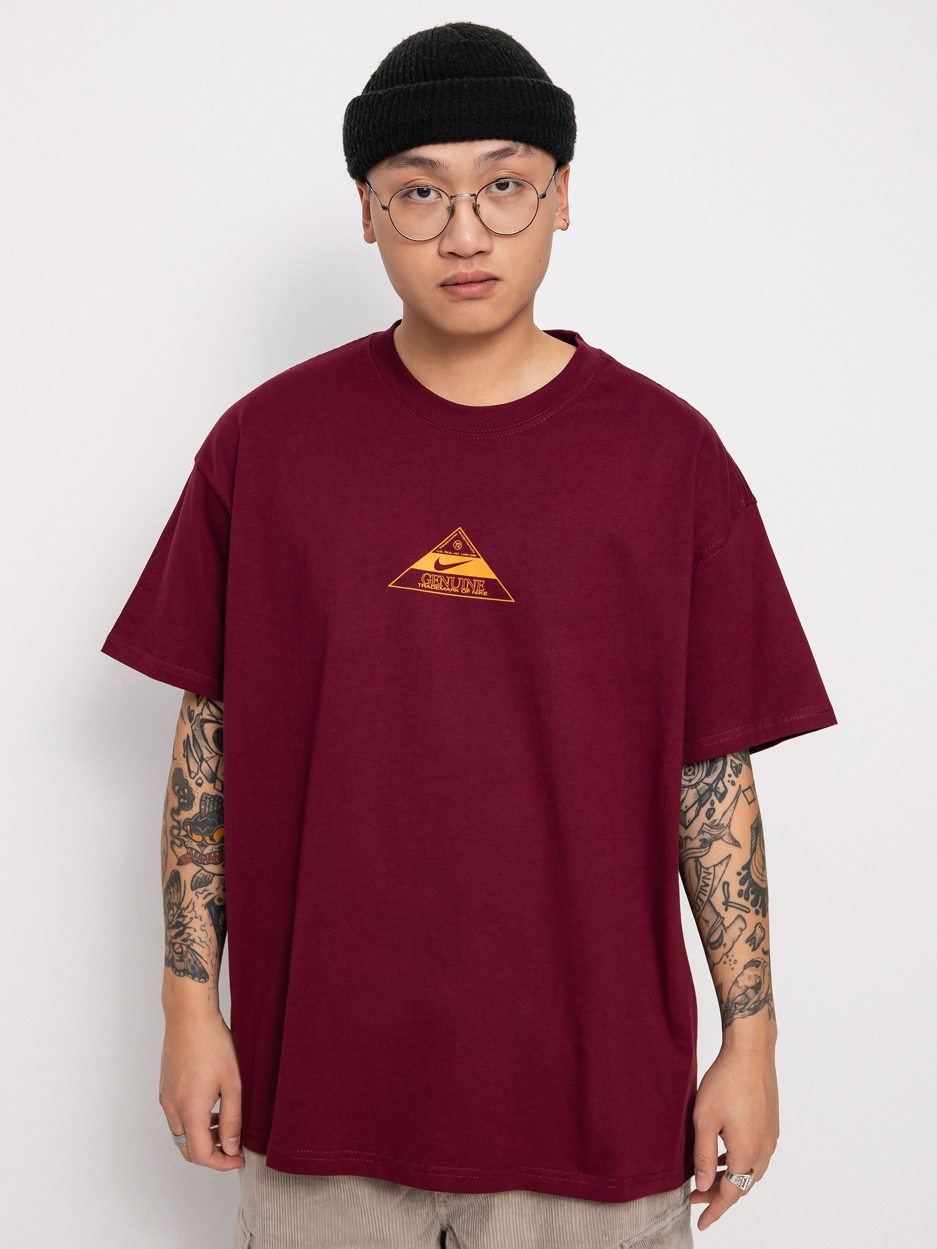 T-shirt Nike SB Trademark (dark beetroot)