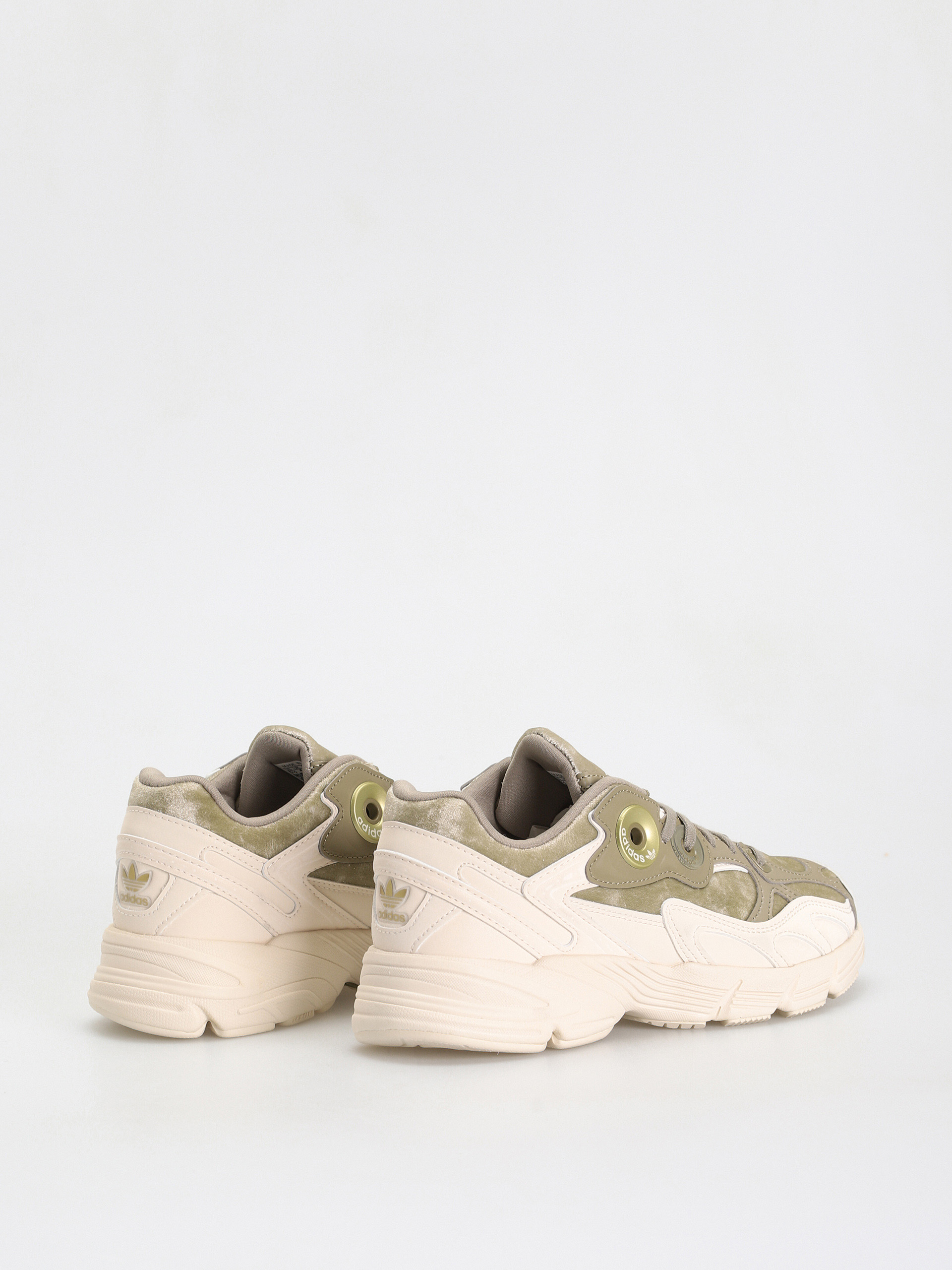 Buty adidas Originals Astir Wmn (orbgrn/wonwhi/goldmt)