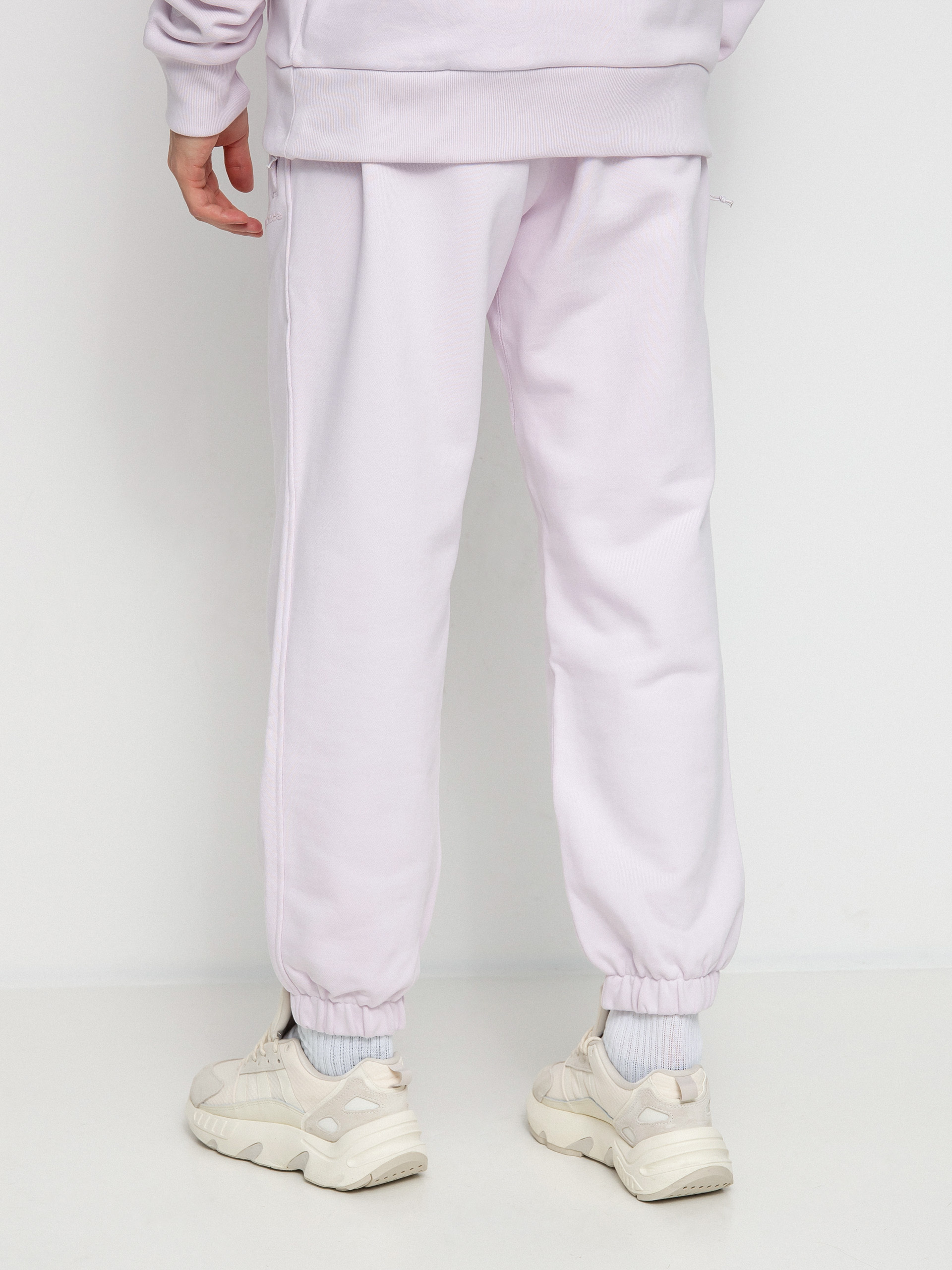 Spodnie adidas Originals Pharrell Williams Basics (almpnk)
