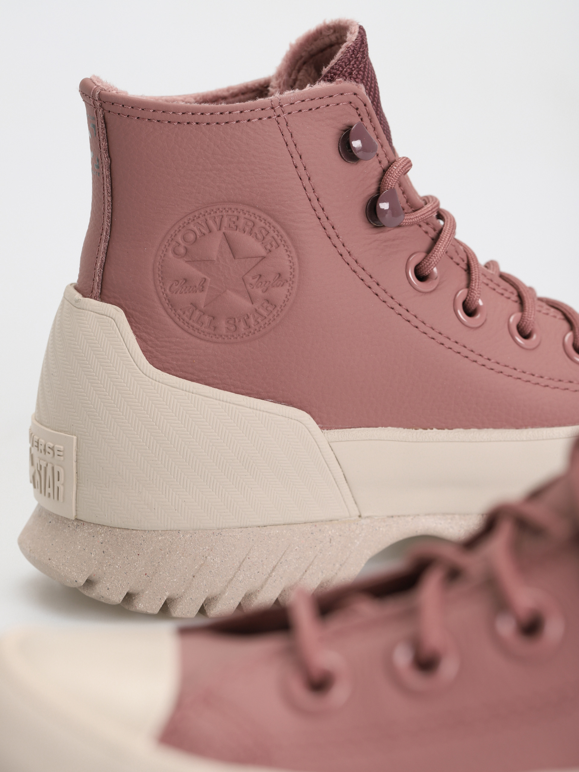 Buty Converse Chuck Taylor All Star Lugged 2.0 CC Hi (saddle/dark wine)