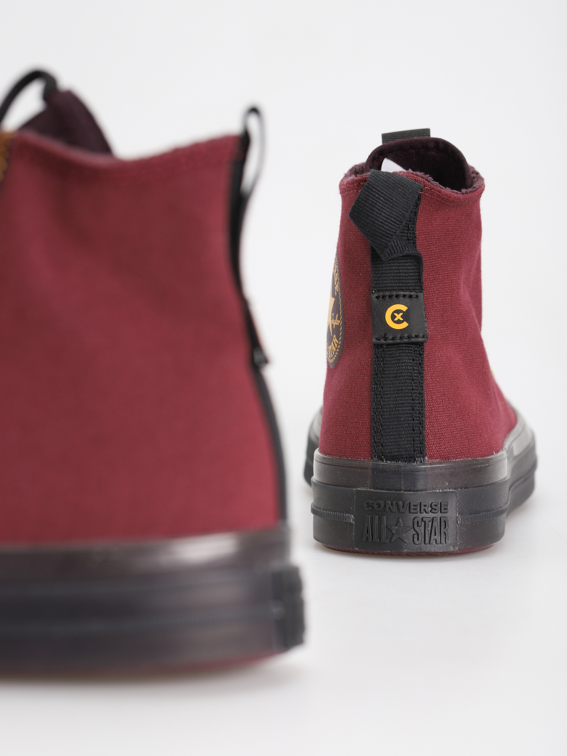 Buty Converse Chuck Taylor All Star Cx Explore Hi (dark beetroot)