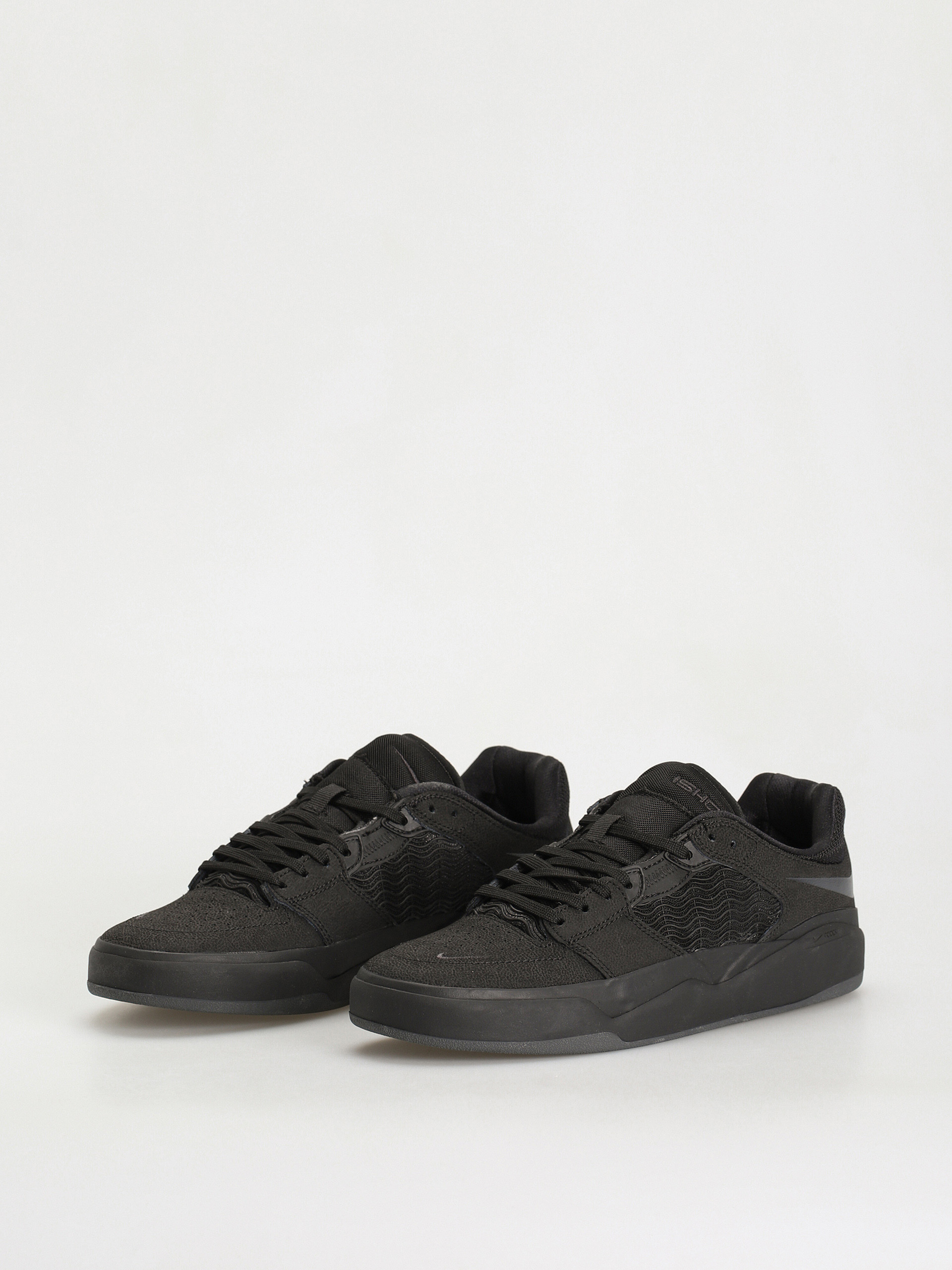 Buty Nike SB Ishod Prm (black/black black black)