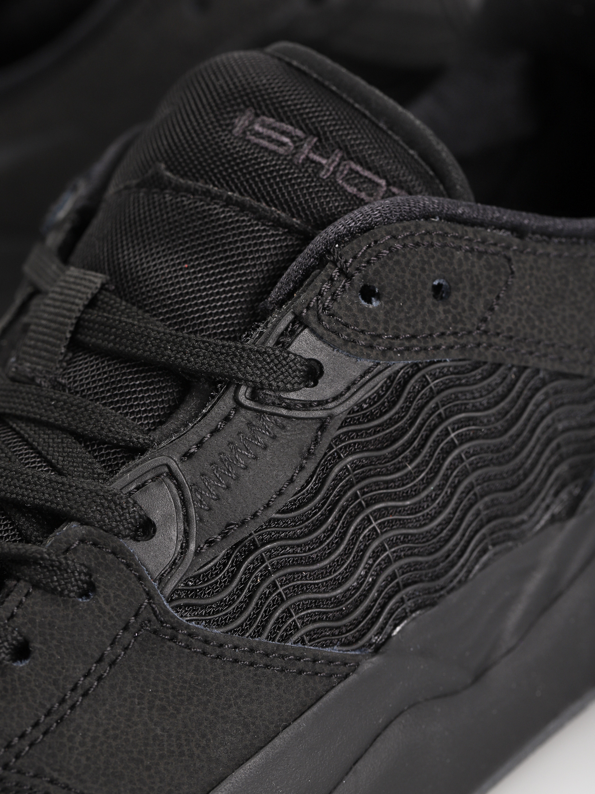 Buty Nike SB Ishod Prm (black/black black black)