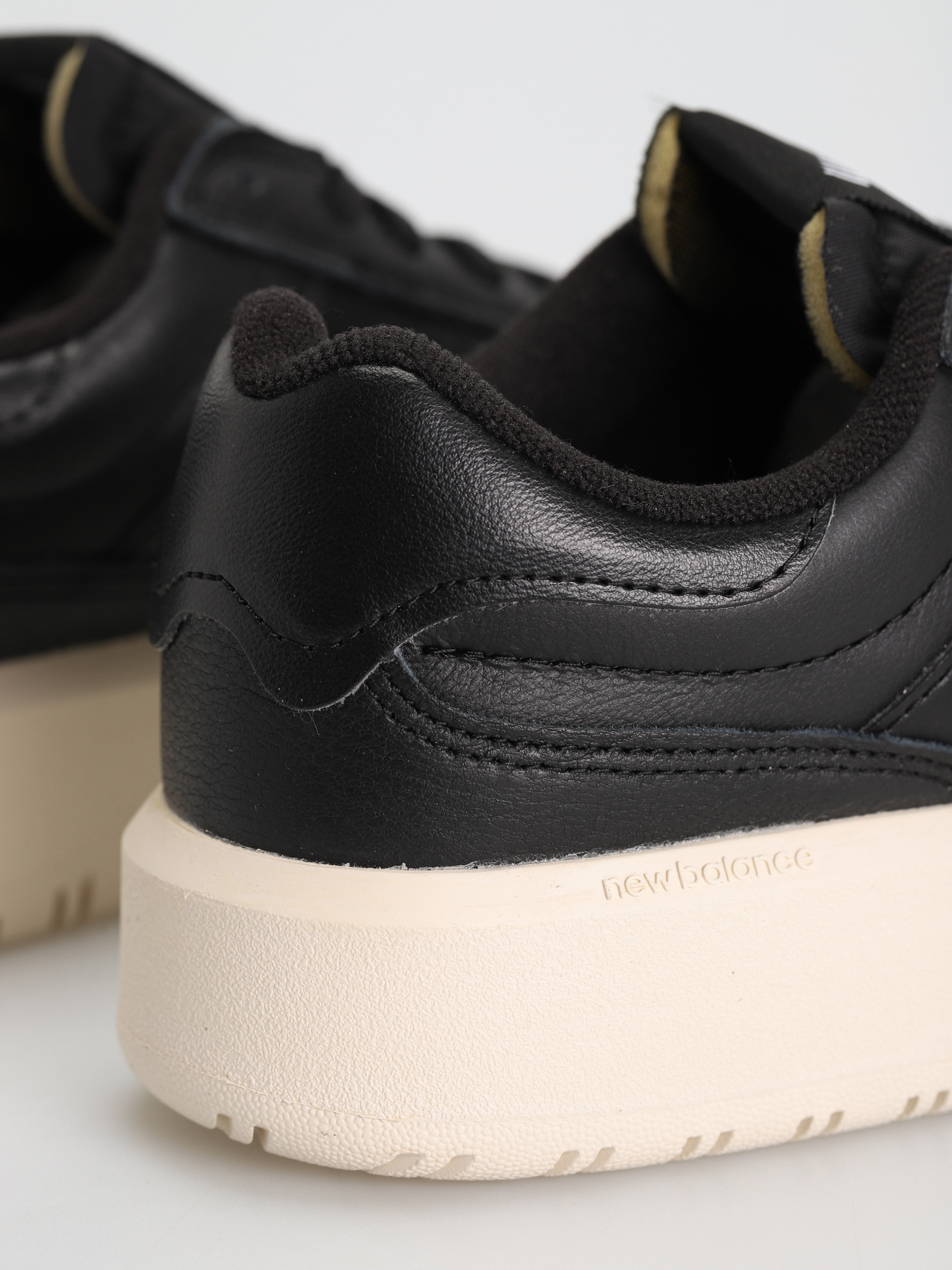 Buty New Balance CT302 (black)