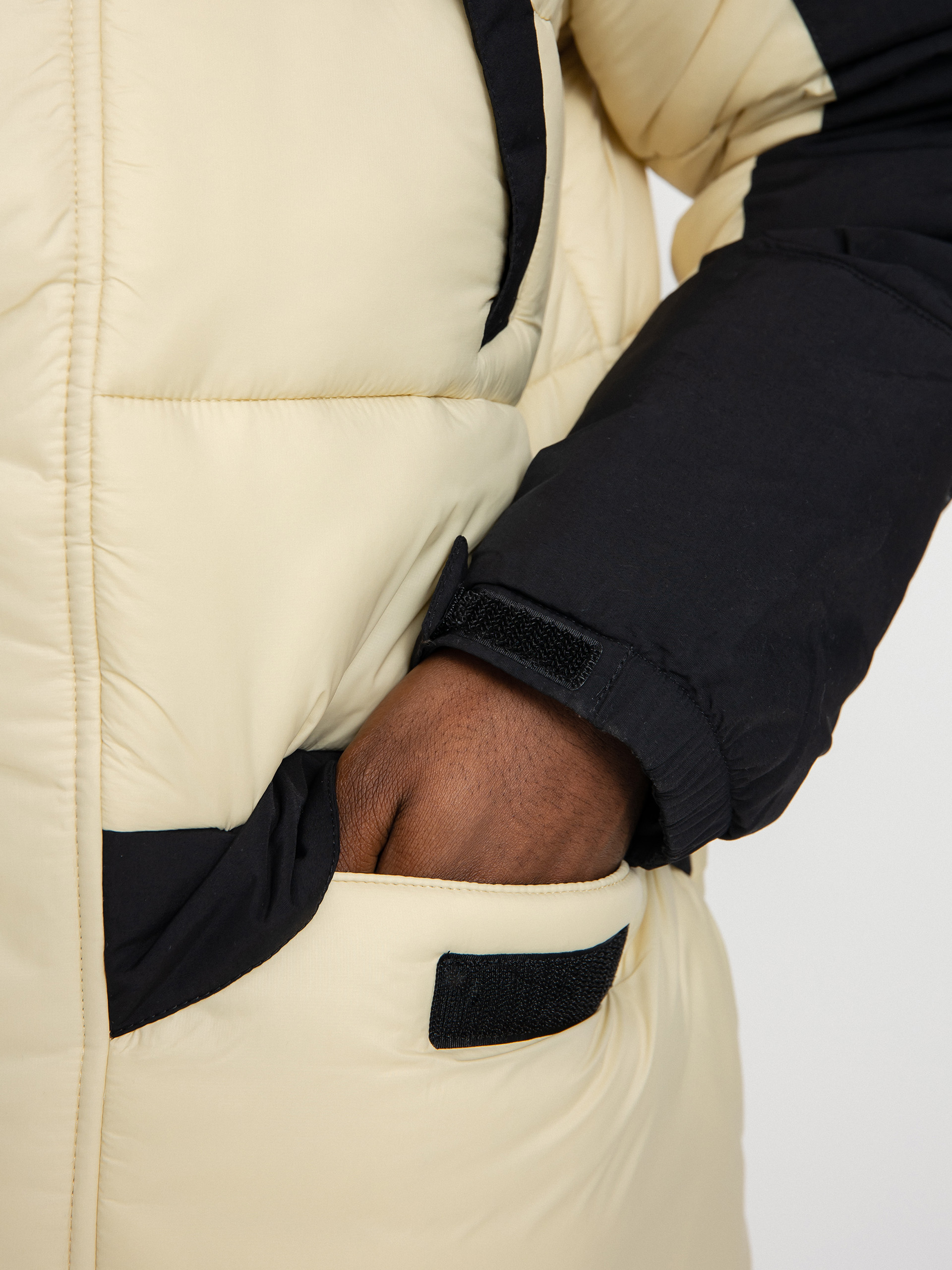 Kurtka The North Face Hmlyn Insulated (gravel)